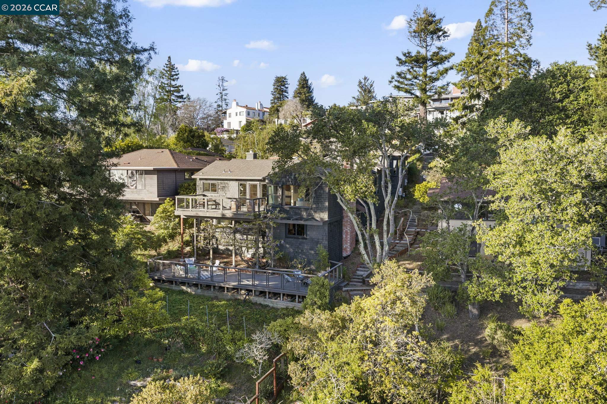 Detail Gallery Image 56 of 57 For 1160 Miller, Berkeley,  CA 94708 - 4 Beds | 3 Baths