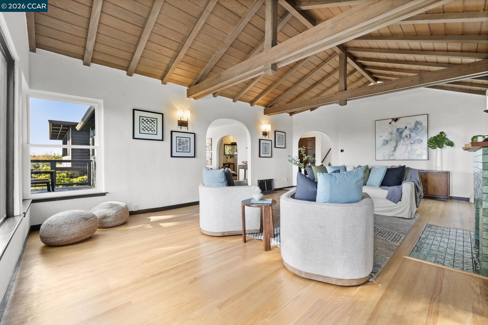 Detail Gallery Image 9 of 57 For 1160 Miller, Berkeley,  CA 94708 - 4 Beds | 3 Baths