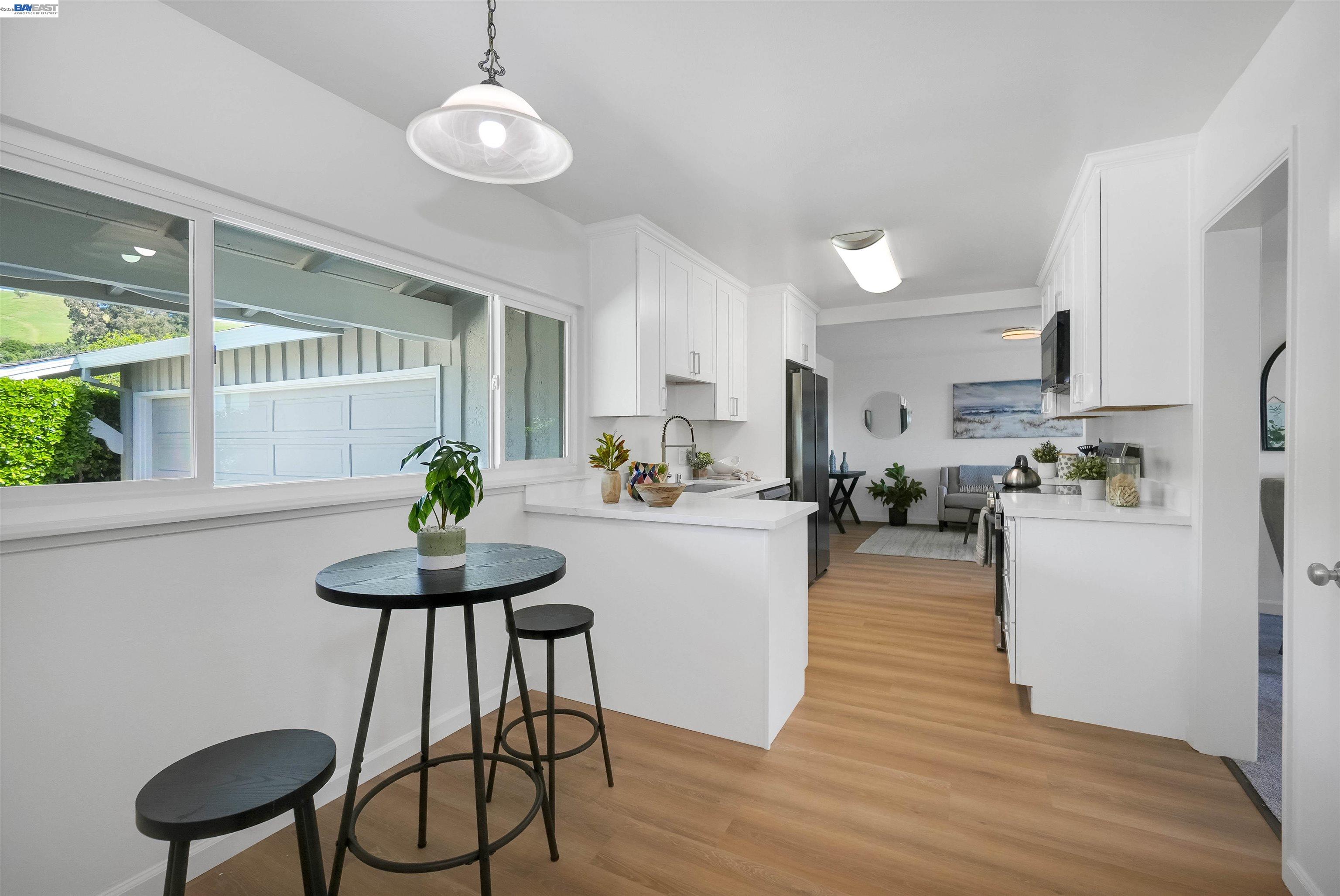 Detail Gallery Image 20 of 57 For 30683 Vanderbilt St, Hayward,  CA 94544 - 4 Beds | 2 Baths