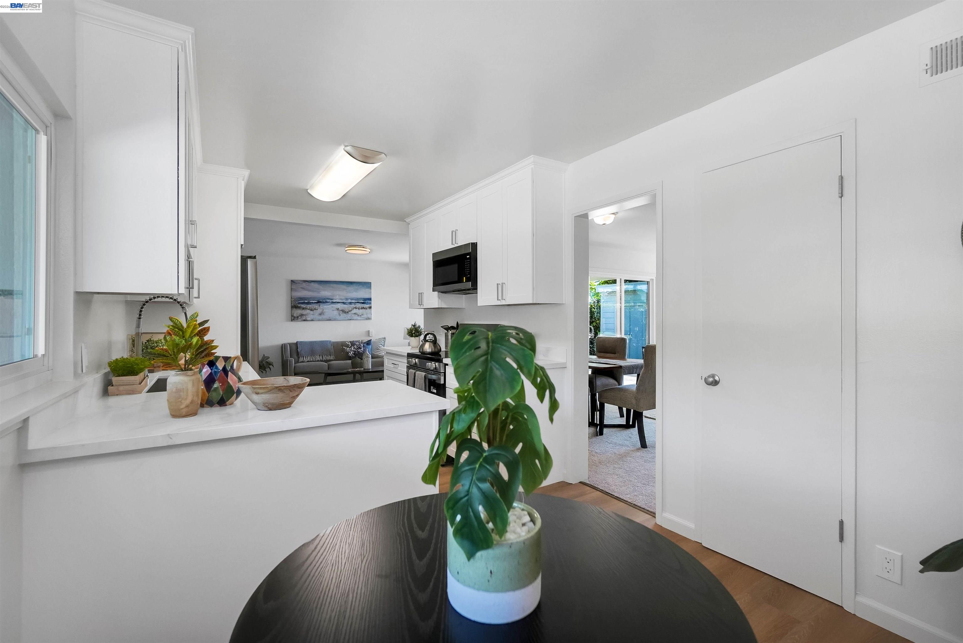 Detail Gallery Image 21 of 57 For 30683 Vanderbilt St, Hayward,  CA 94544 - 4 Beds | 2 Baths