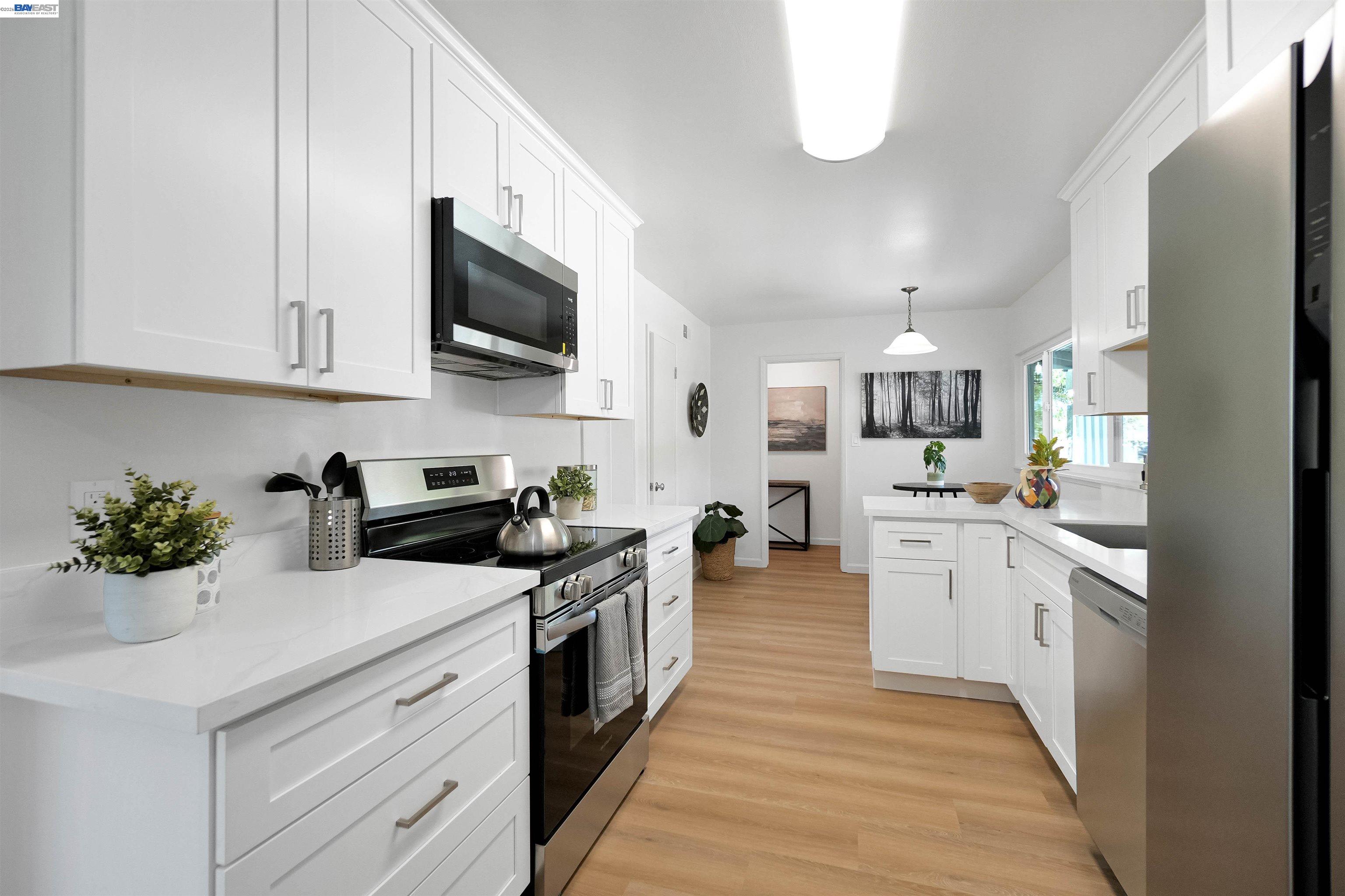 Detail Gallery Image 24 of 57 For 30683 Vanderbilt St, Hayward,  CA 94544 - 4 Beds | 2 Baths