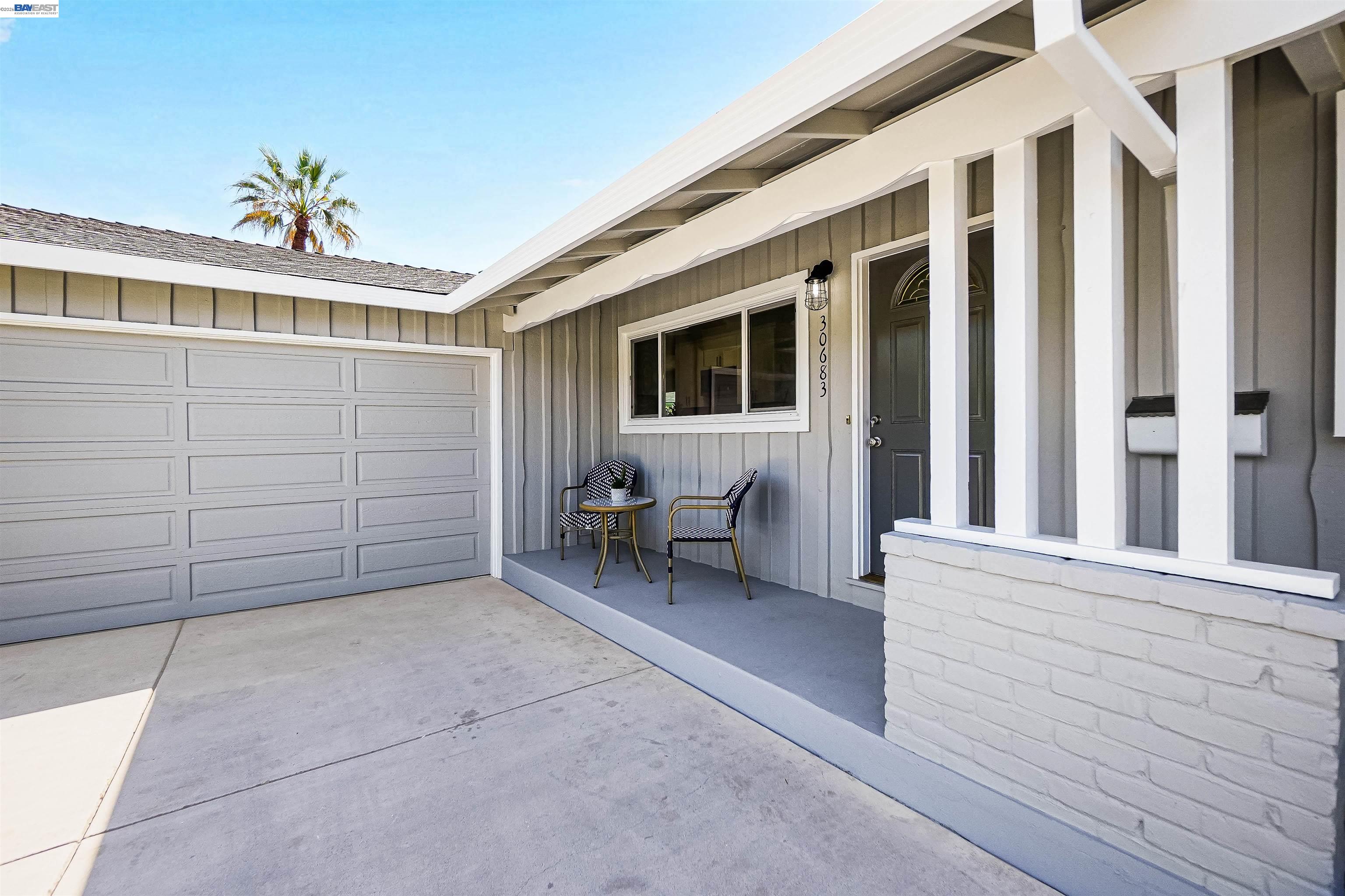 Detail Gallery Image 8 of 57 For 30683 Vanderbilt St, Hayward,  CA 94544 - 4 Beds | 2 Baths