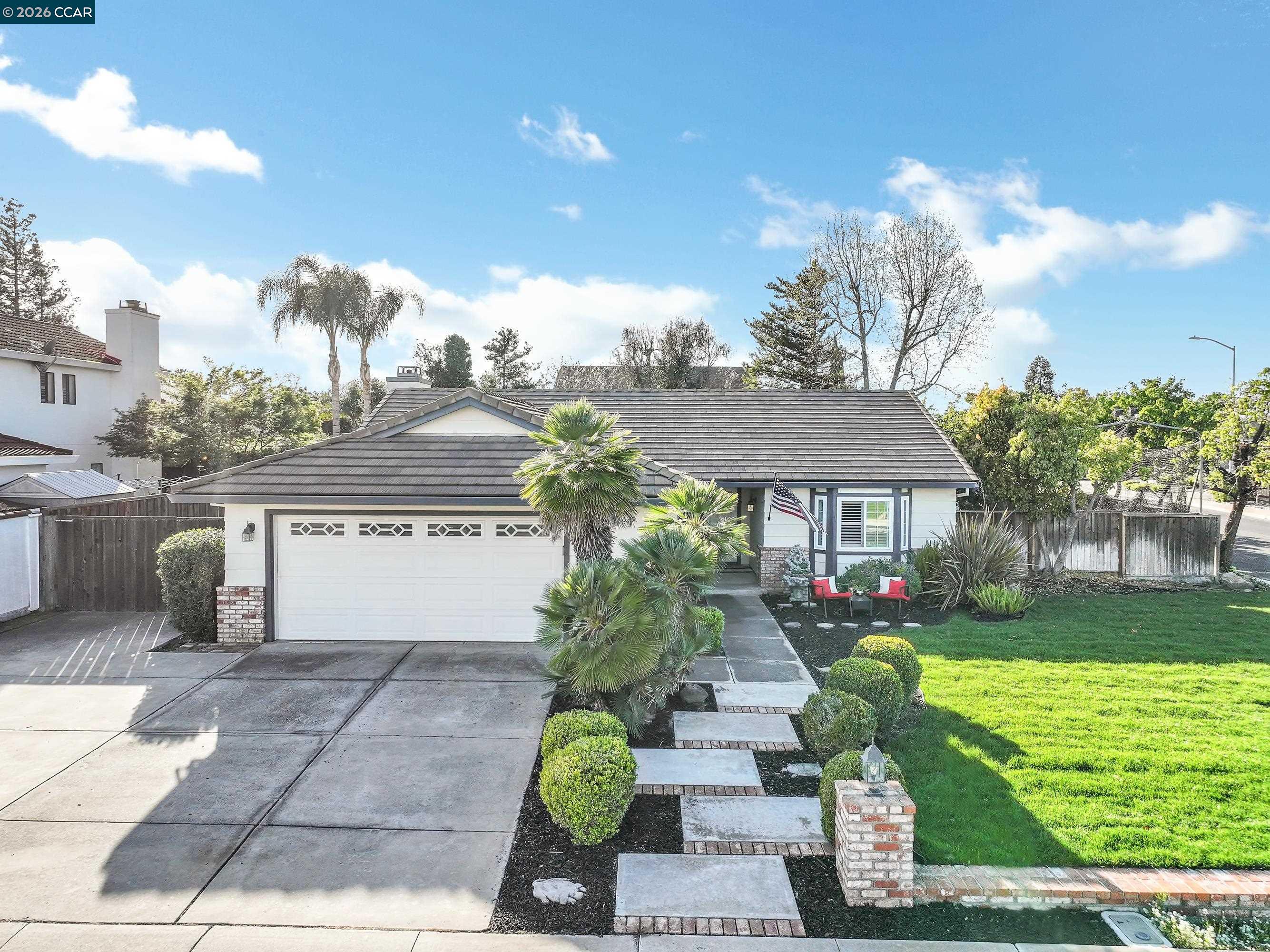 Detail Gallery Image 2 of 38 For 641 Woodbury Pl, Oakley,  CA 94561 - 4 Beds | 2 Baths