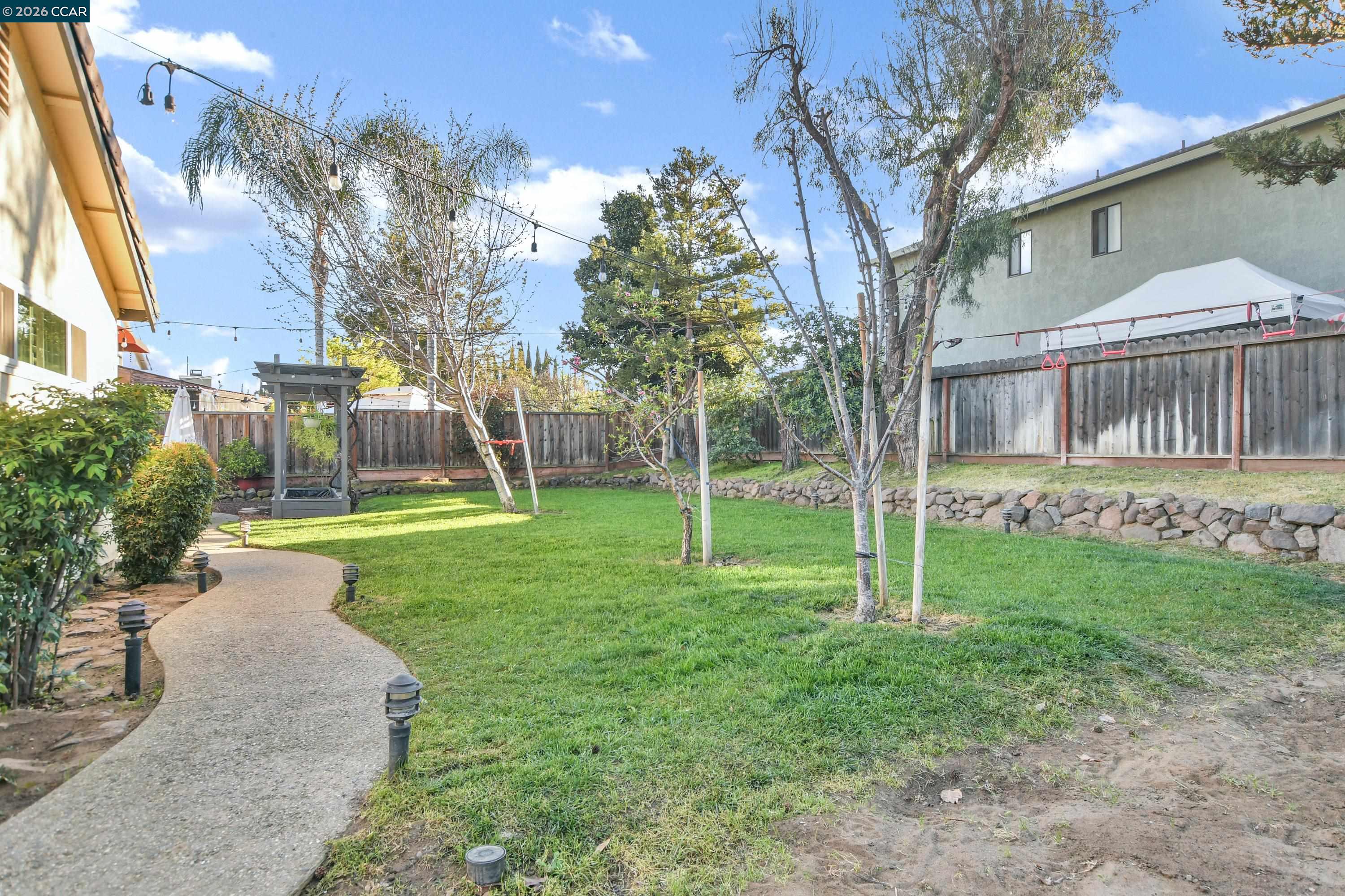 Detail Gallery Image 30 of 38 For 641 Woodbury Pl, Oakley,  CA 94561 - 4 Beds | 2 Baths