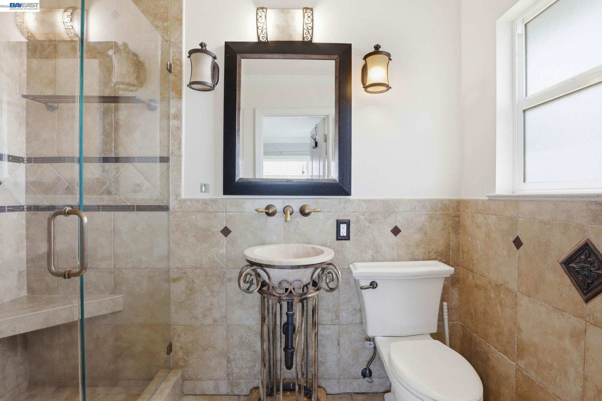 Detail Gallery Image 28 of 38 For 1233 Benedict Ct, San Leandro,  CA 94577 - 3 Beds | 2 Baths