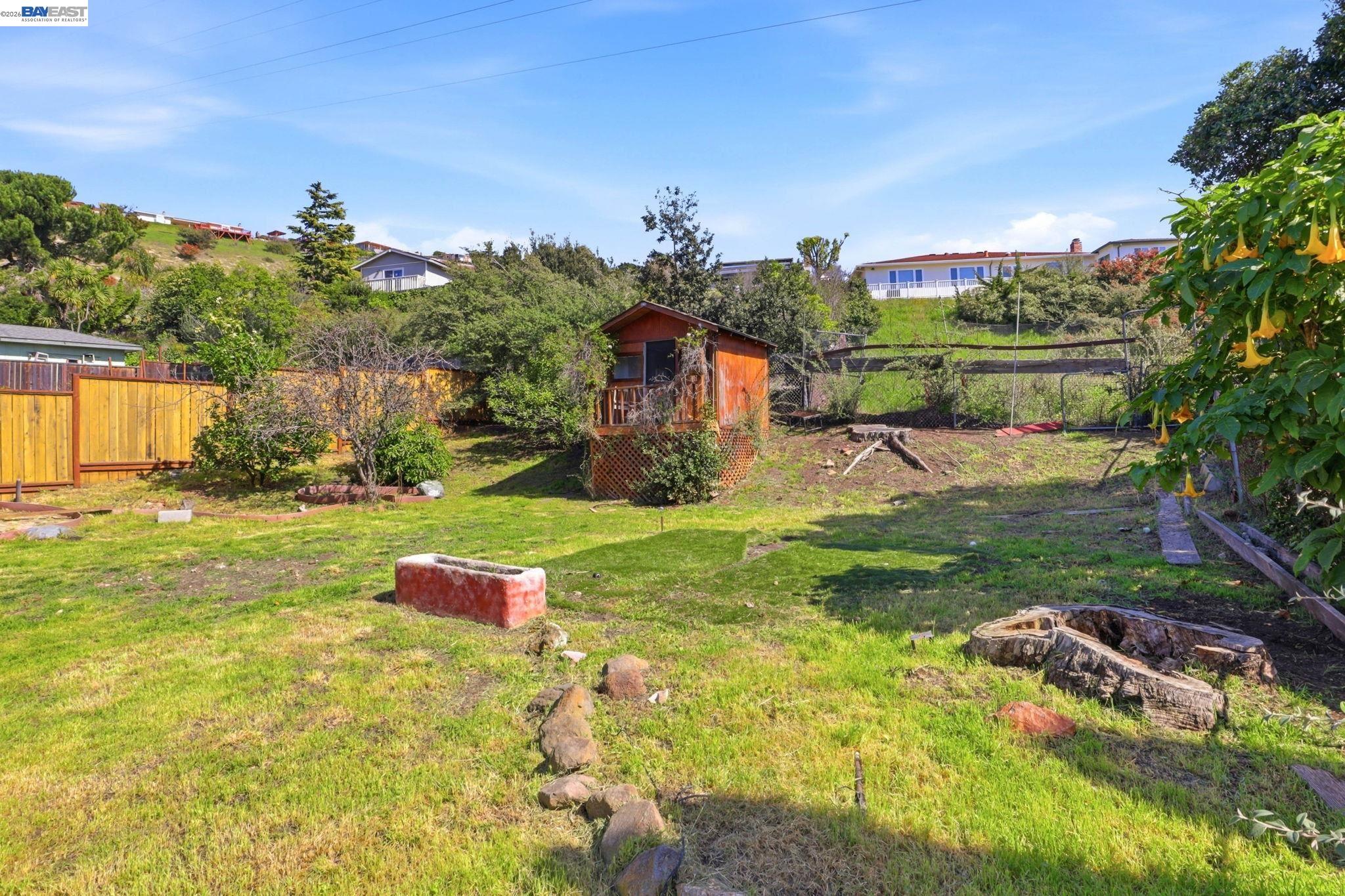 Detail Gallery Image 36 of 37 For 1233 Benedict Ct, San Leandro,  CA 94577 - 3 Beds | 2 Baths