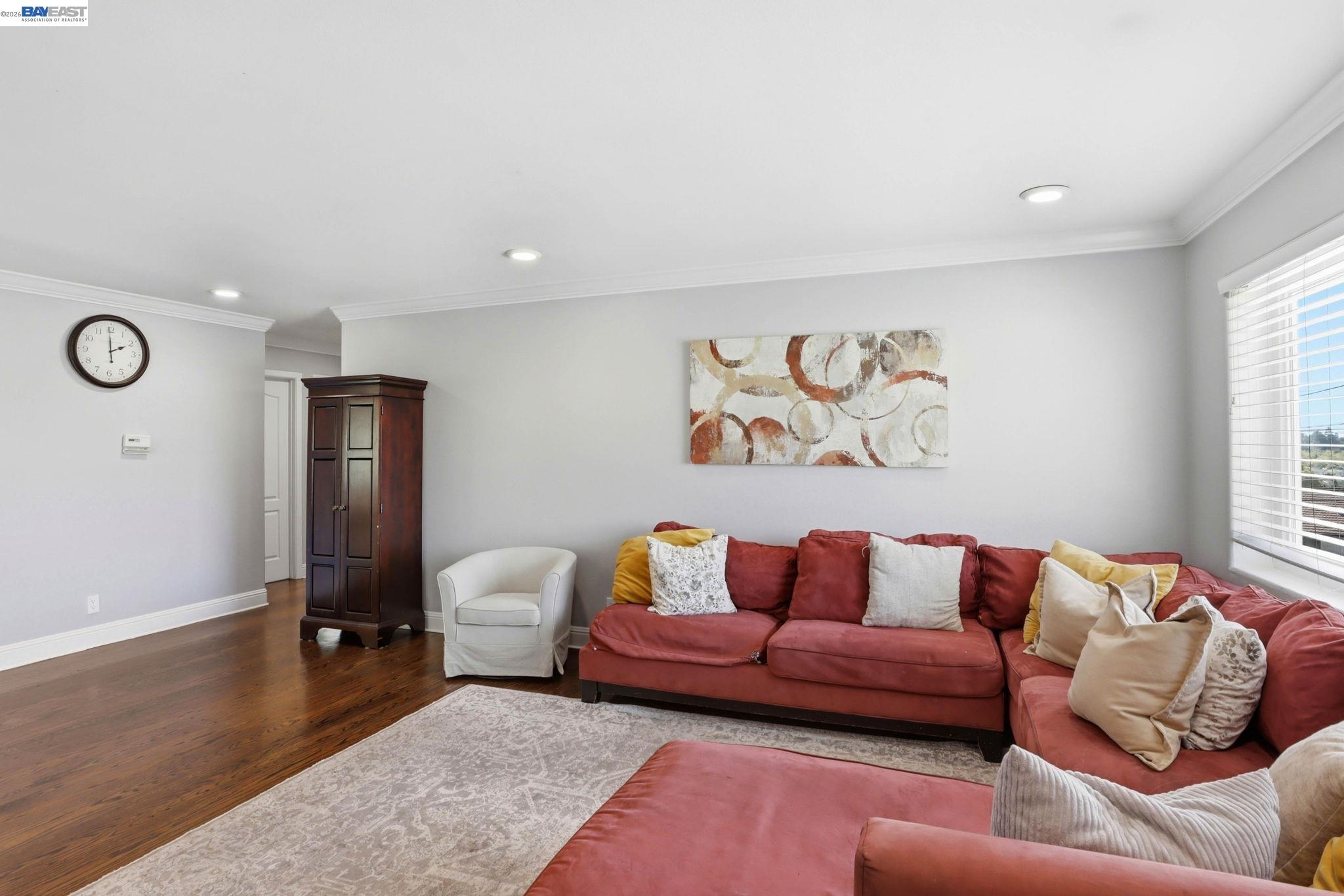 Detail Gallery Image 7 of 38 For 1233 Benedict Ct, San Leandro,  CA 94577 - 3 Beds | 2 Baths