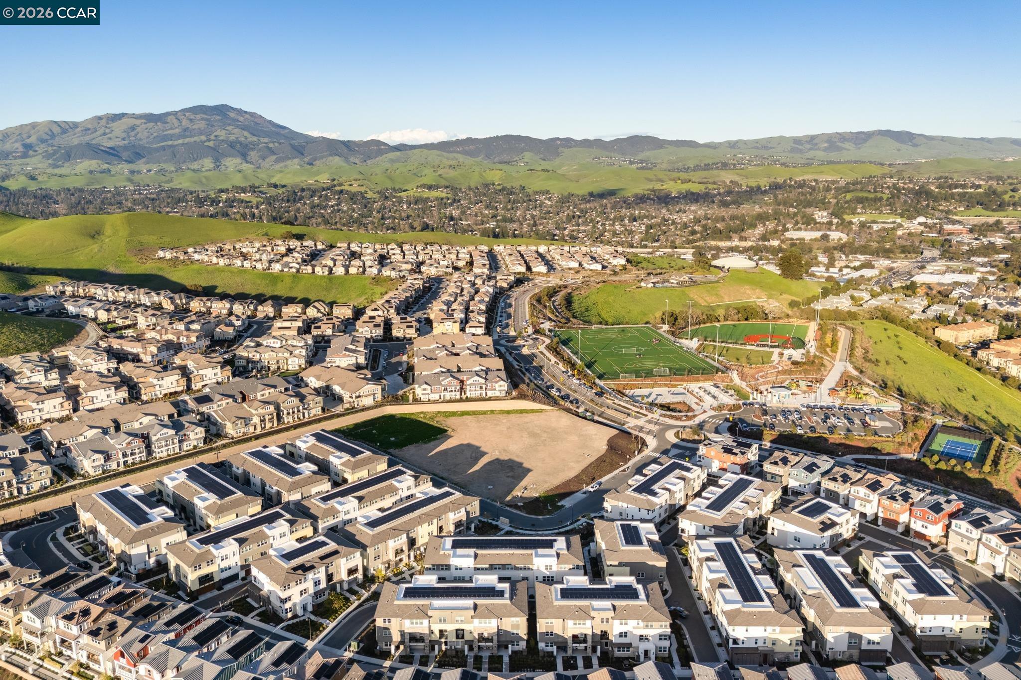 Detail Gallery Image 21 of 35 For 1200 Lorenzini Loop, San Ramon,  CA 94583 - 3 Beds | 3/1 Baths