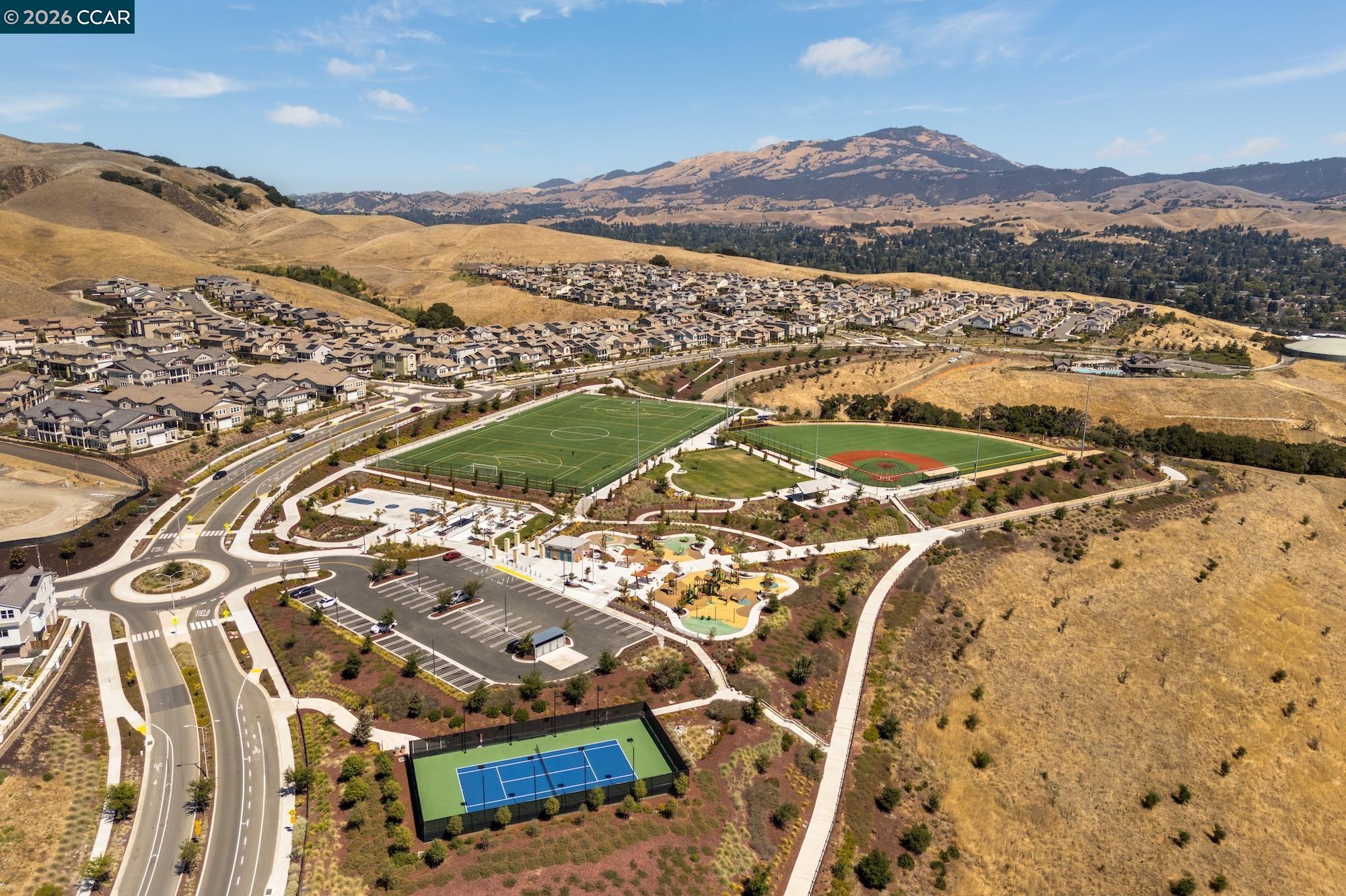 Detail Gallery Image 26 of 35 For 1200 Lorenzini Loop, San Ramon,  CA 94583 - 3 Beds | 3/1 Baths