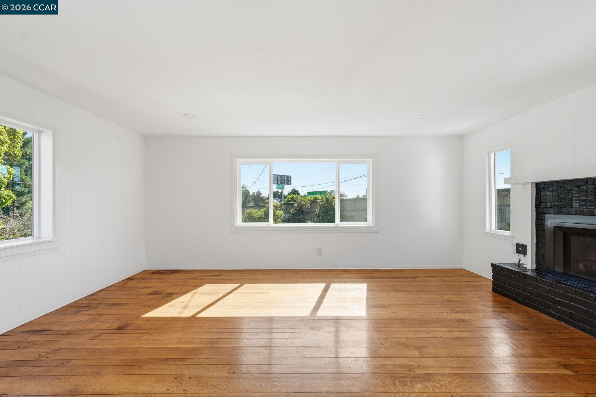 Detail Gallery Image 13 of 55 For 1532 Mariposa St, Richmond,  CA 94804 - – Beds | – Baths