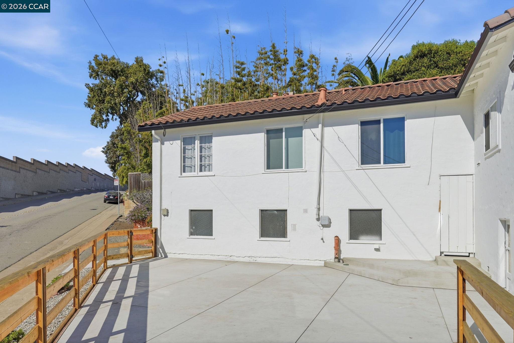 Detail Gallery Image 33 of 55 For 1532 Mariposa St, Richmond,  CA 94804 - – Beds | – Baths