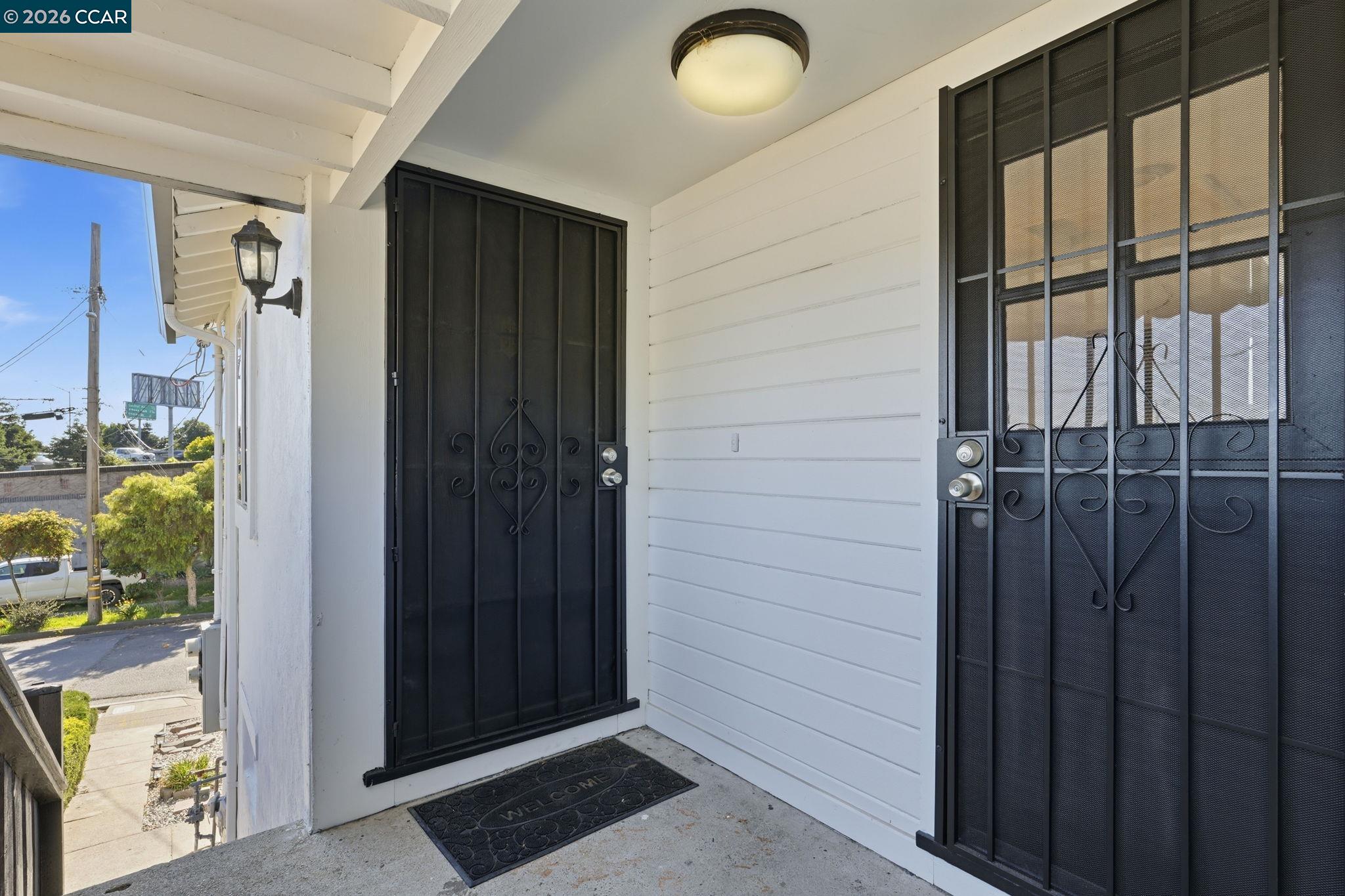 Detail Gallery Image 8 of 55 For 1532 Mariposa St, Richmond,  CA 94804 - – Beds | – Baths