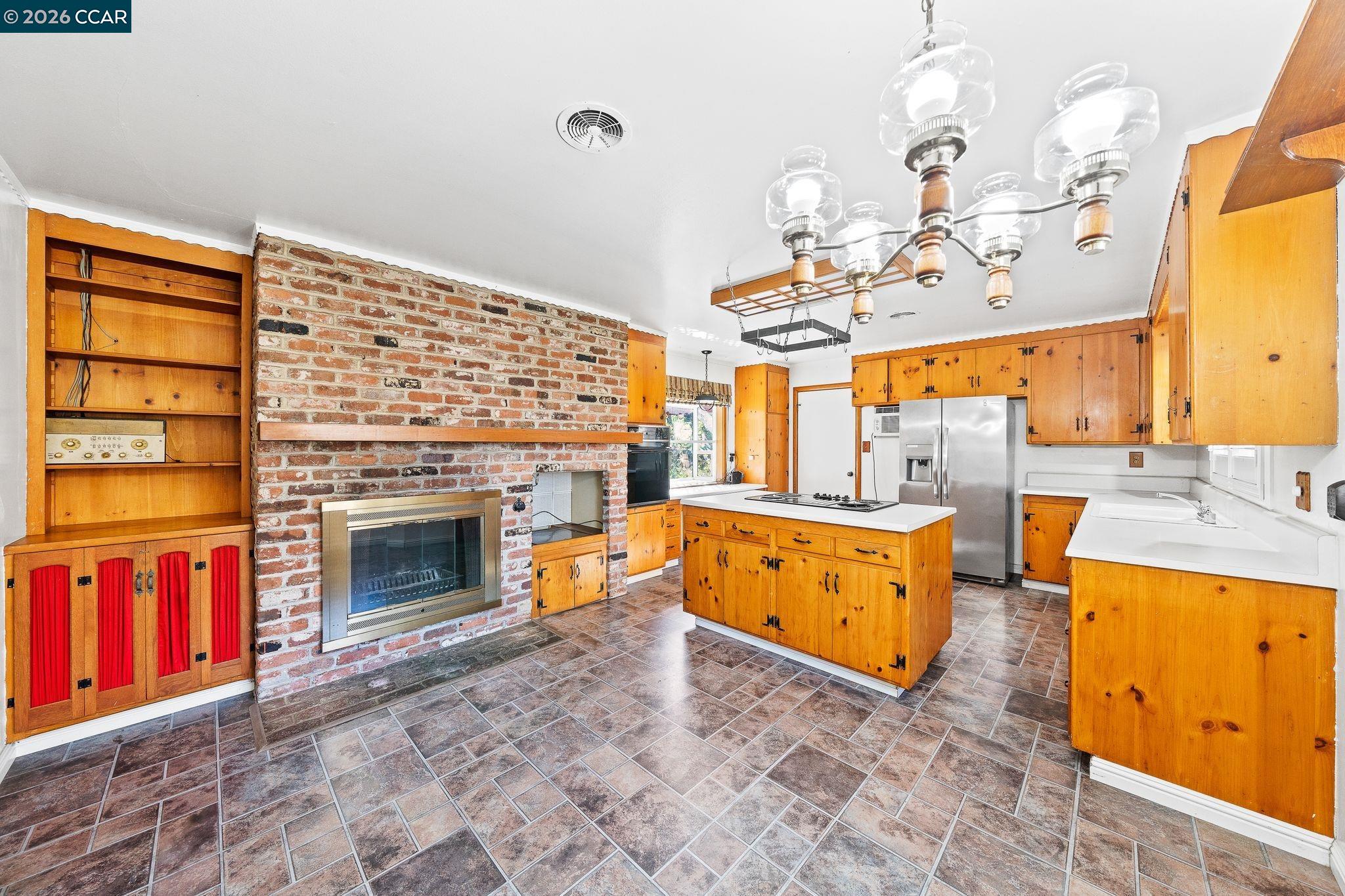 Detail Gallery Image 21 of 47 For 1174 Saint Francis Dr, Concord,  CA 94518 - 3 Beds | 2 Baths