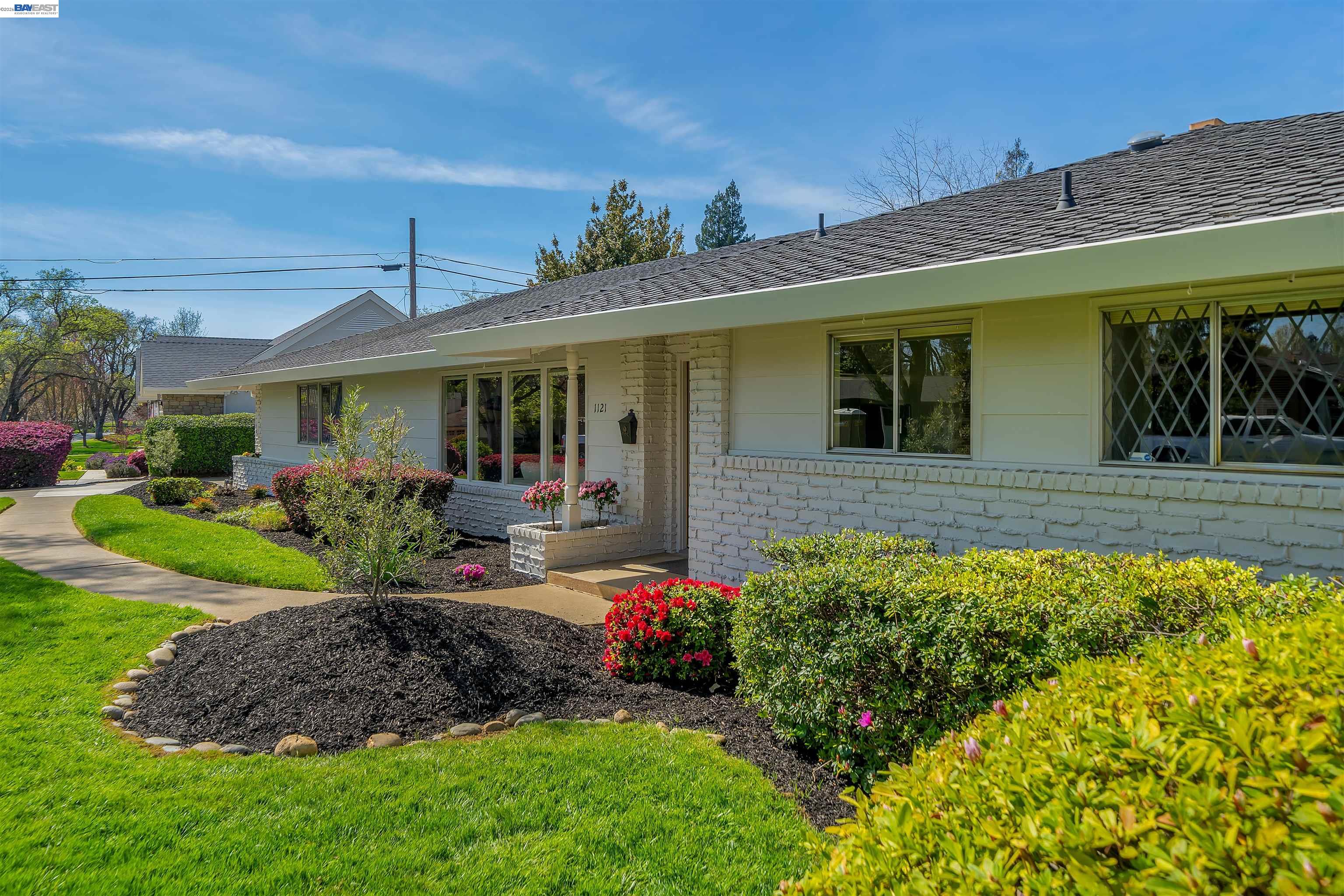 Front Image Thumbnail for BE41126758