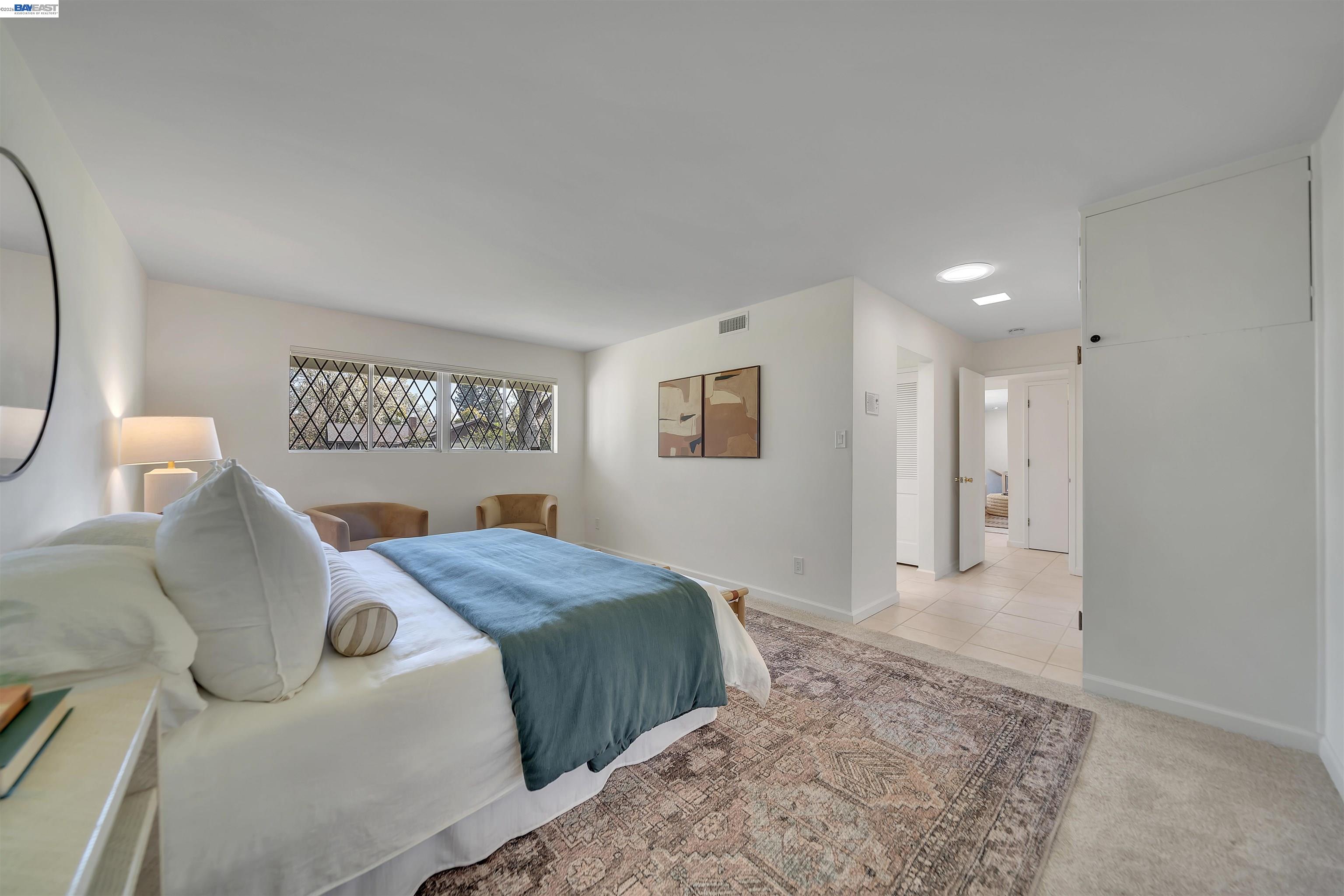 Detail Gallery Image 23 of 52 For 1121 El Sur Way, Sacramento,  CA 95864 - 6 Beds | 4 Baths