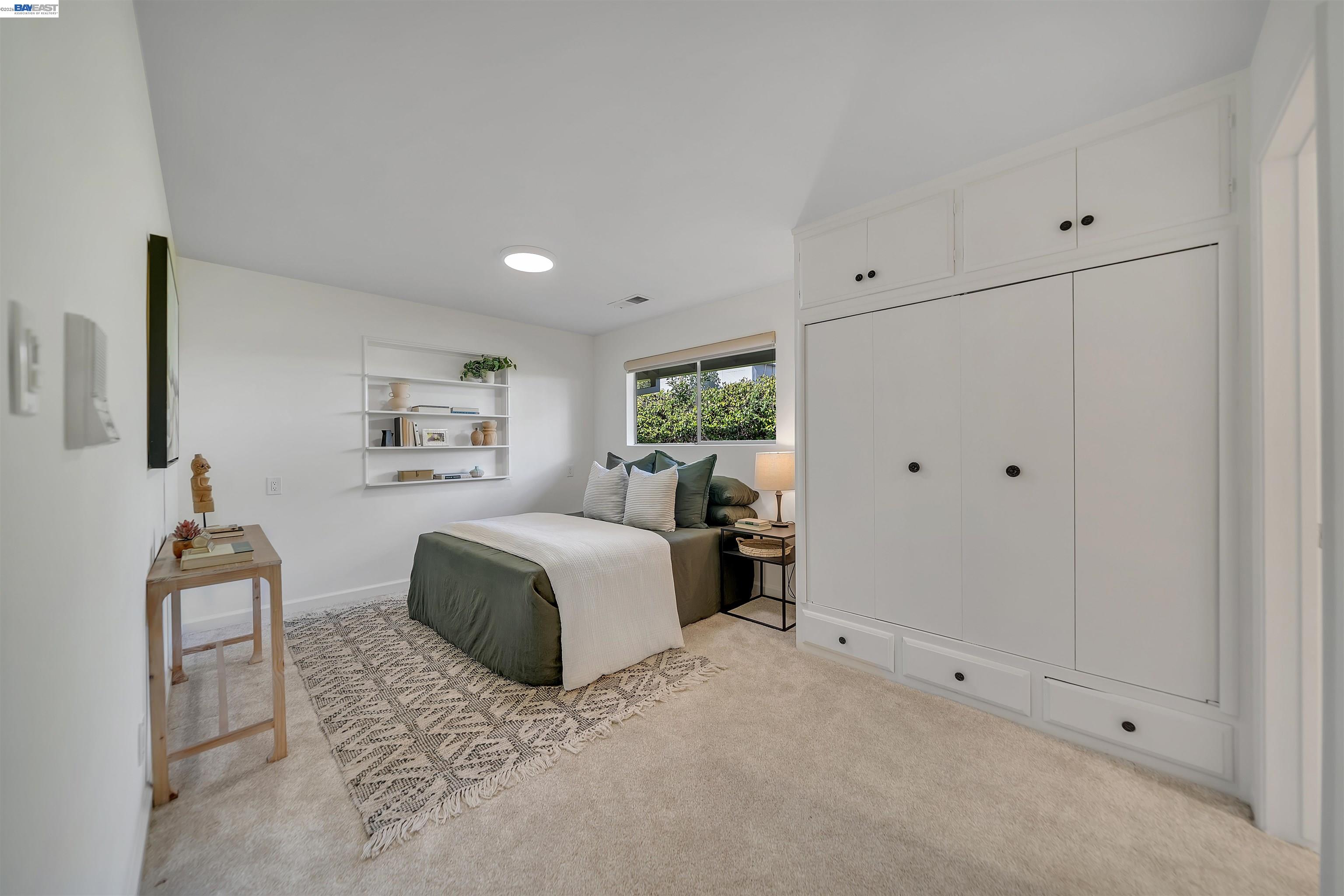 Detail Gallery Image 29 of 52 For 1121 El Sur Way, Sacramento,  CA 95864 - 6 Beds | 4 Baths