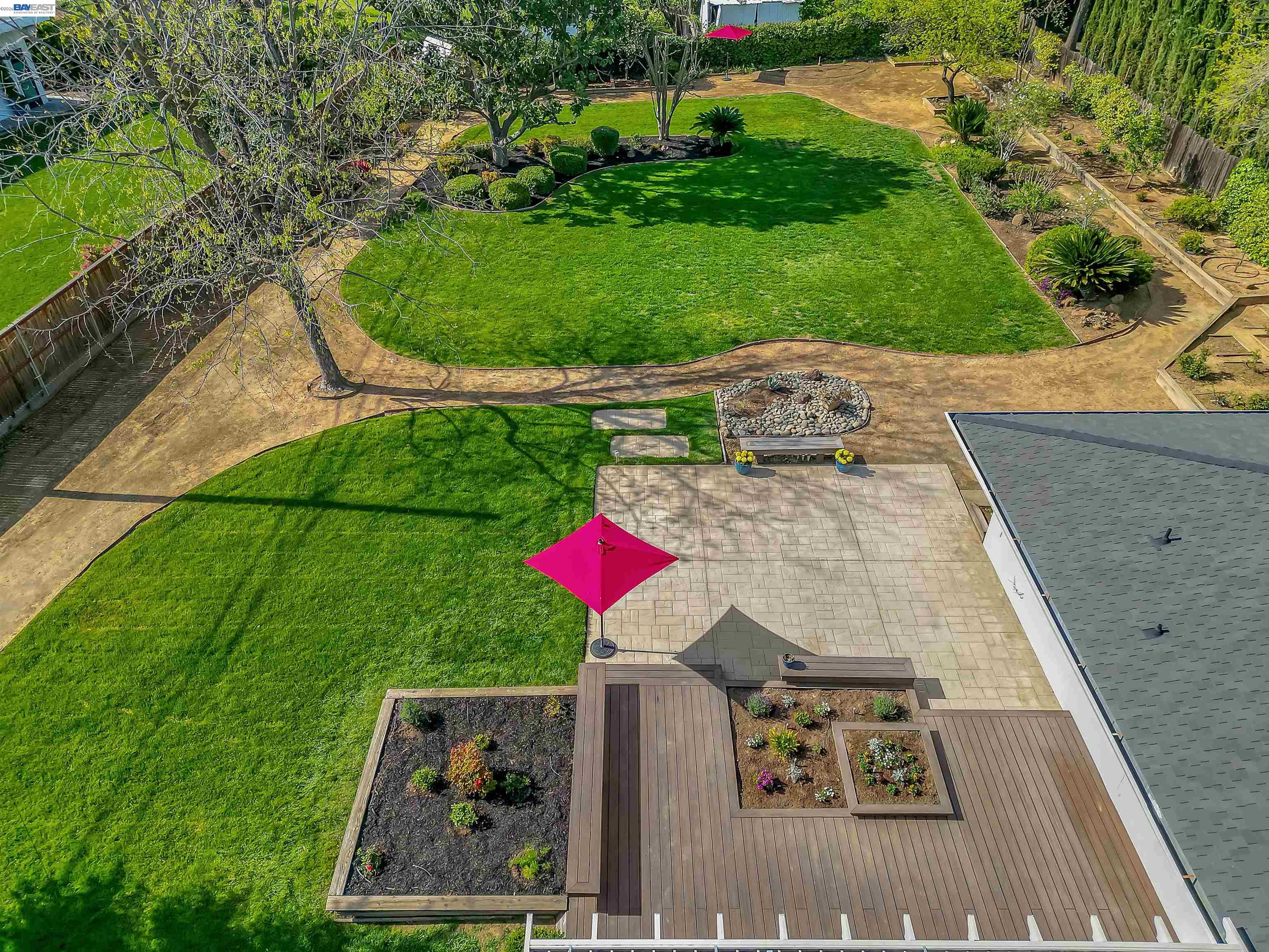 Detail Gallery Image 42 of 52 For 1121 El Sur Way, Sacramento,  CA 95864 - 6 Beds | 4 Baths