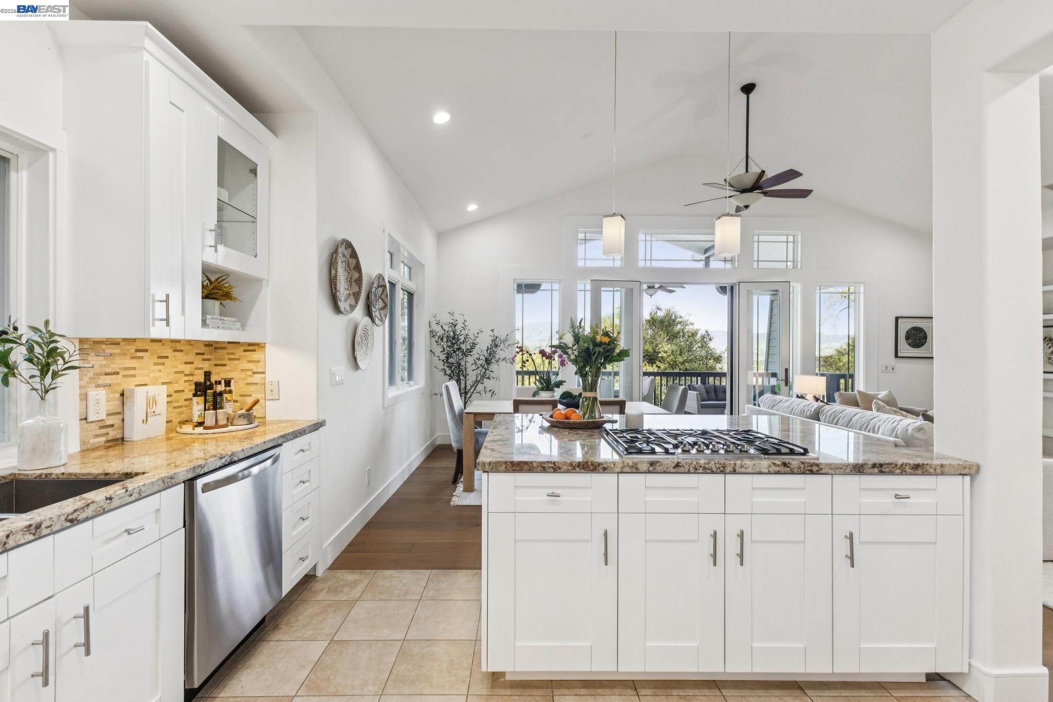 Detail Gallery Image 15 of 52 For 475 Starview Drive, Danville,  CA 94526 - 2 Beds | 1/1 Baths