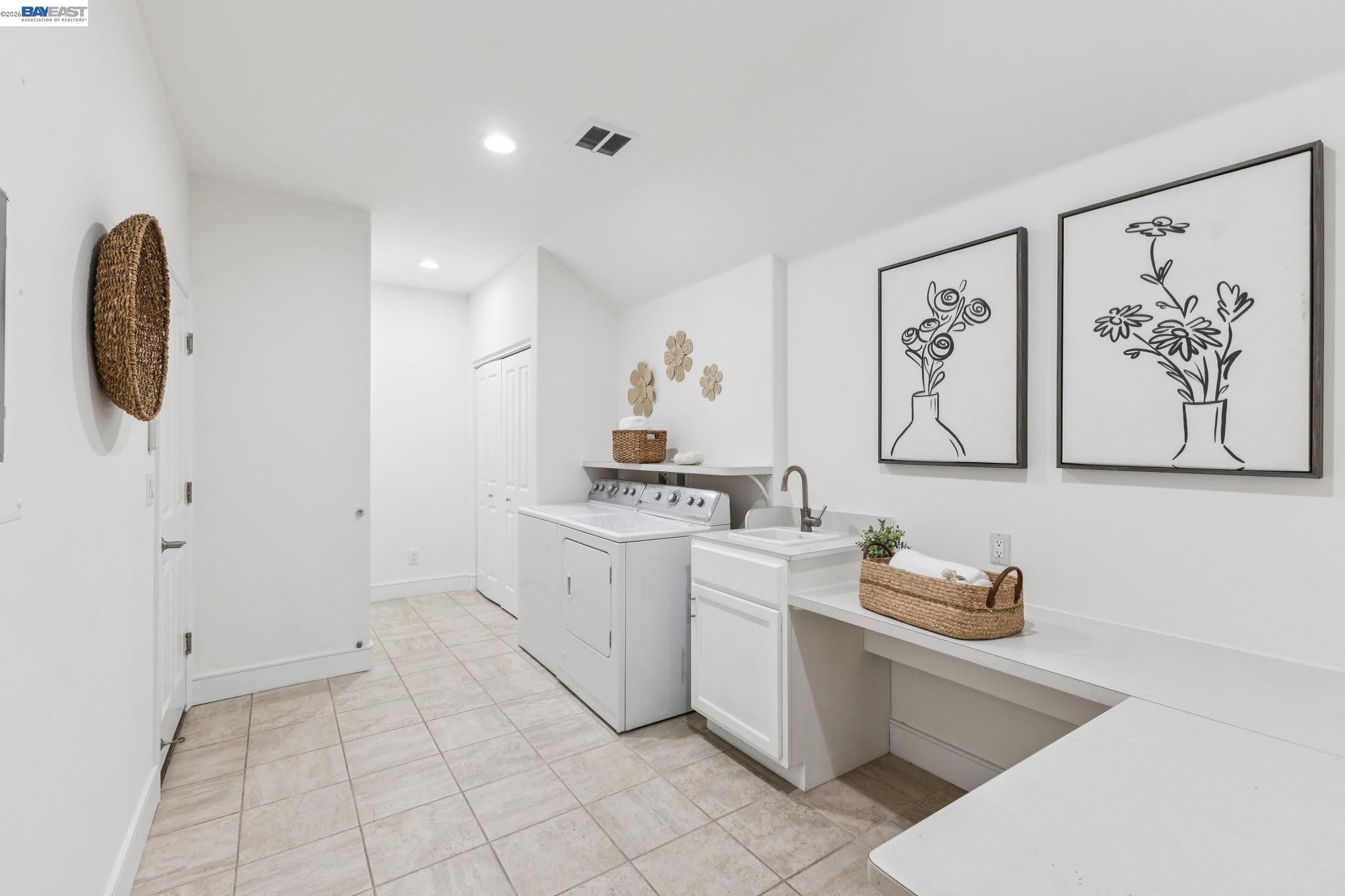 Detail Gallery Image 35 of 52 For 475 Starview Drive, Danville,  CA 94526 - 2 Beds | 1/1 Baths