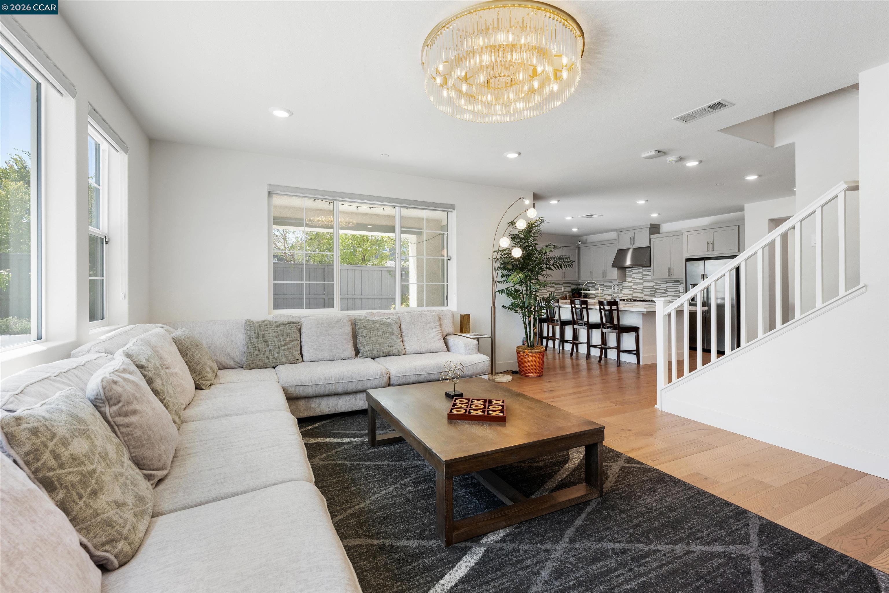 Detail Gallery Image 8 of 46 For 6274 Carousel Ave, Tracy,  CA 95377 - 5 Beds | 4/1 Baths