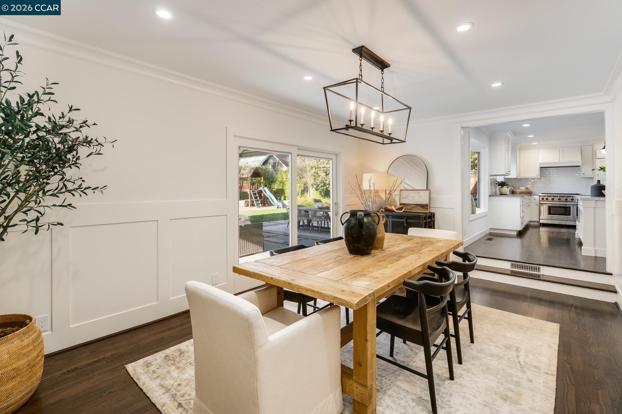 Detail Gallery Image 13 of 51 For 173 Belgian Dr, Danville,  CA 94526 - 5 Beds | 3 Baths