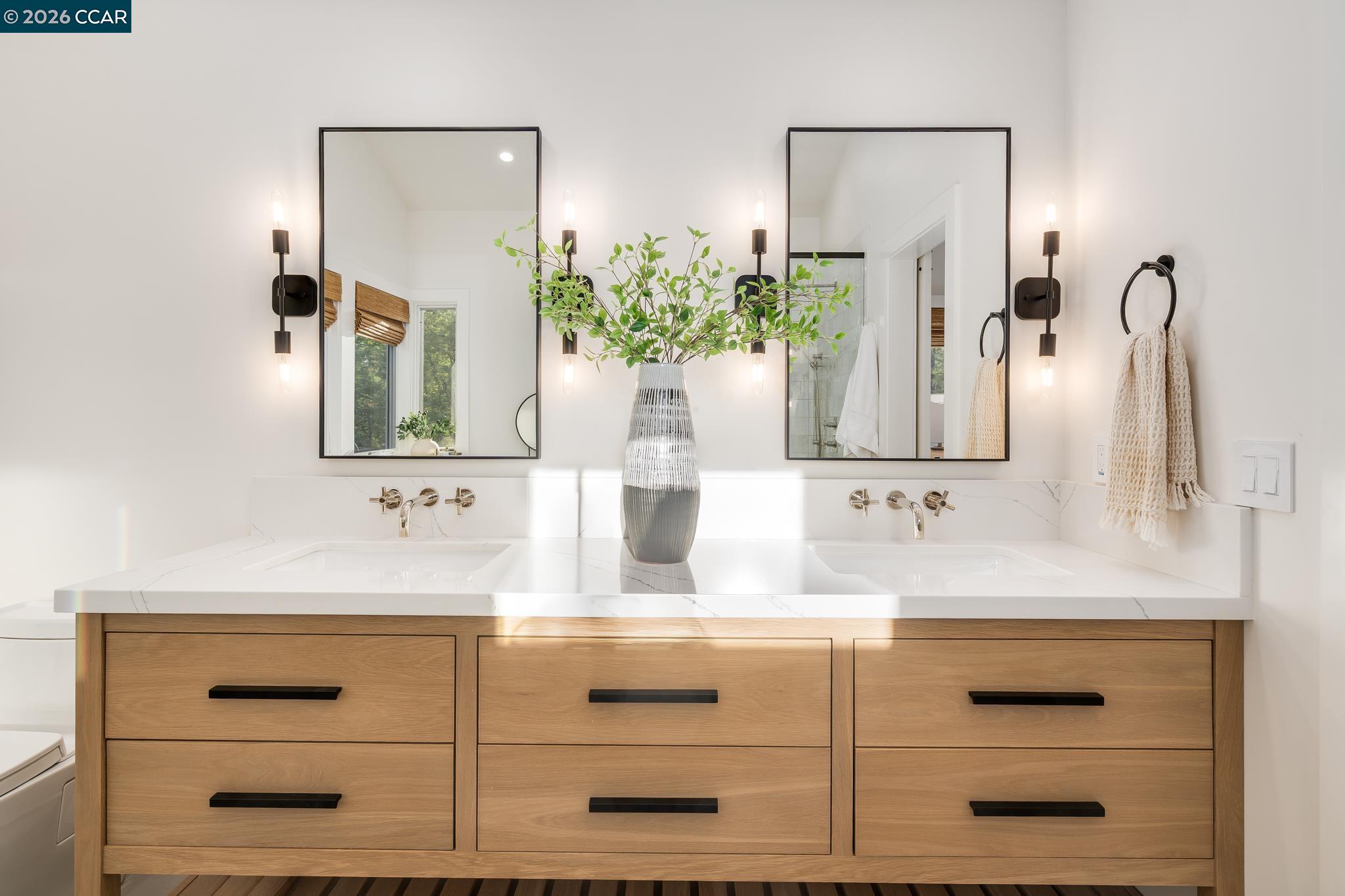 Detail Gallery Image 24 of 52 For 173 Belgian Dr, Danville,  CA 94526 - 5 Beds | 3 Baths