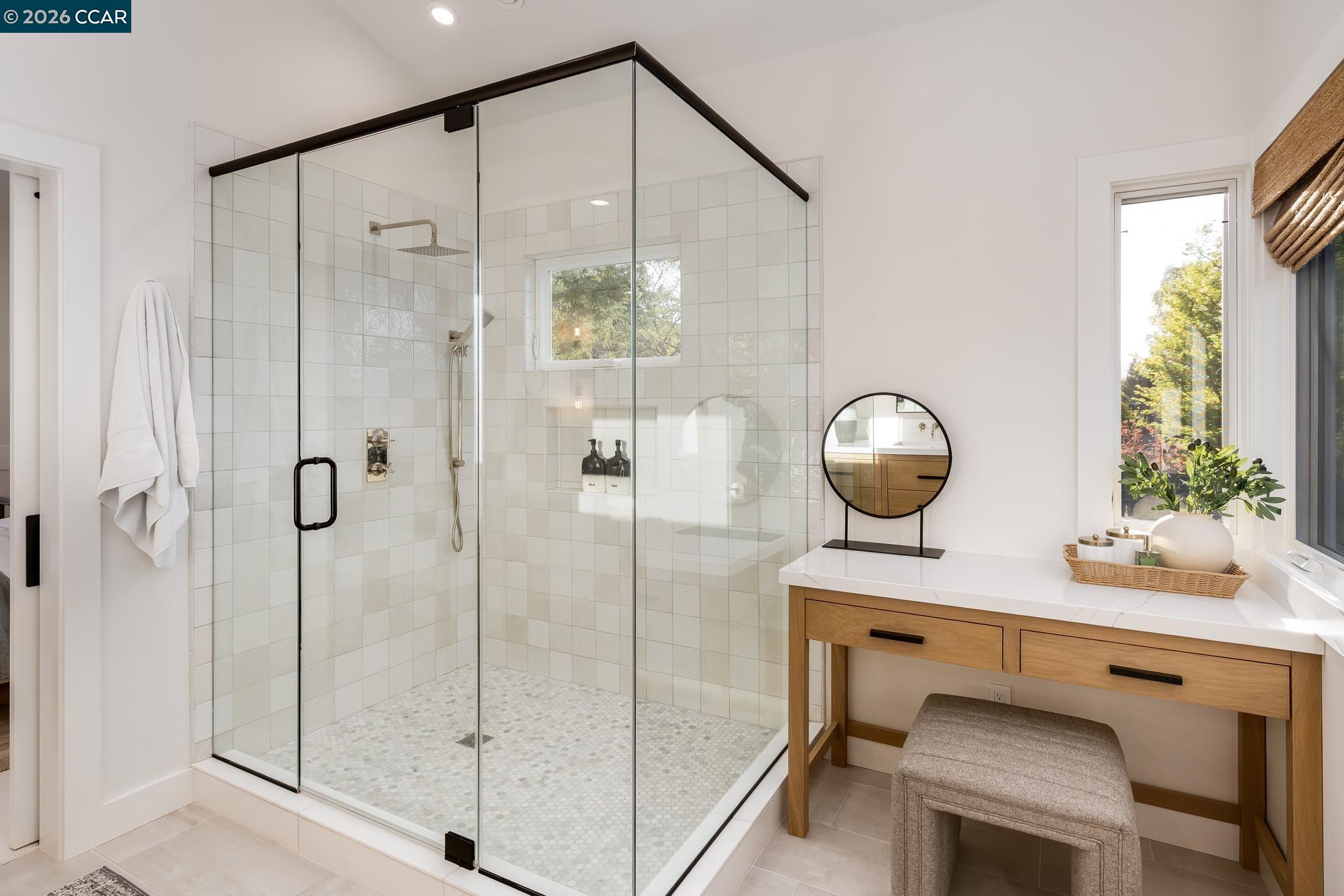 Detail Gallery Image 25 of 52 For 173 Belgian Dr, Danville,  CA 94526 - 5 Beds | 3 Baths