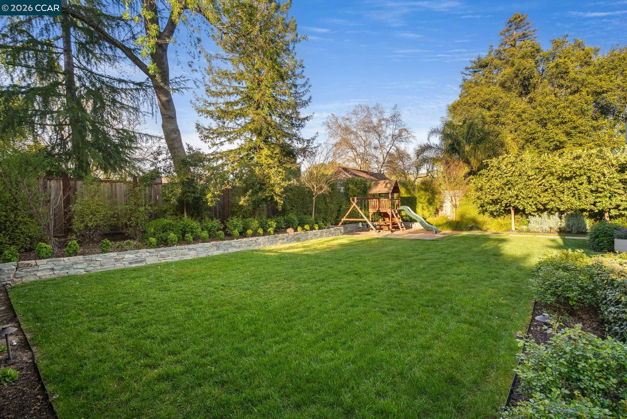 Detail Gallery Image 42 of 52 For 173 Belgian Dr, Danville,  CA 94526 - 5 Beds | 3 Baths