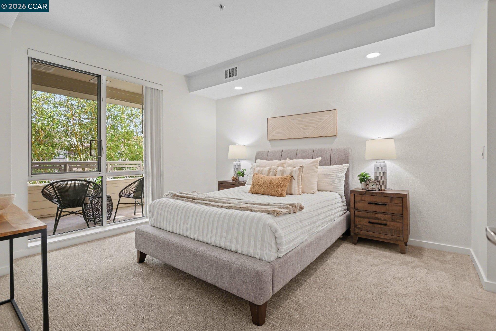 Detail Gallery Image 18 of 30 For 1655 N California Blvd. #242,  Walnut Creek,  CA 94596-4475 - 1 Beds | 1/1 Baths
