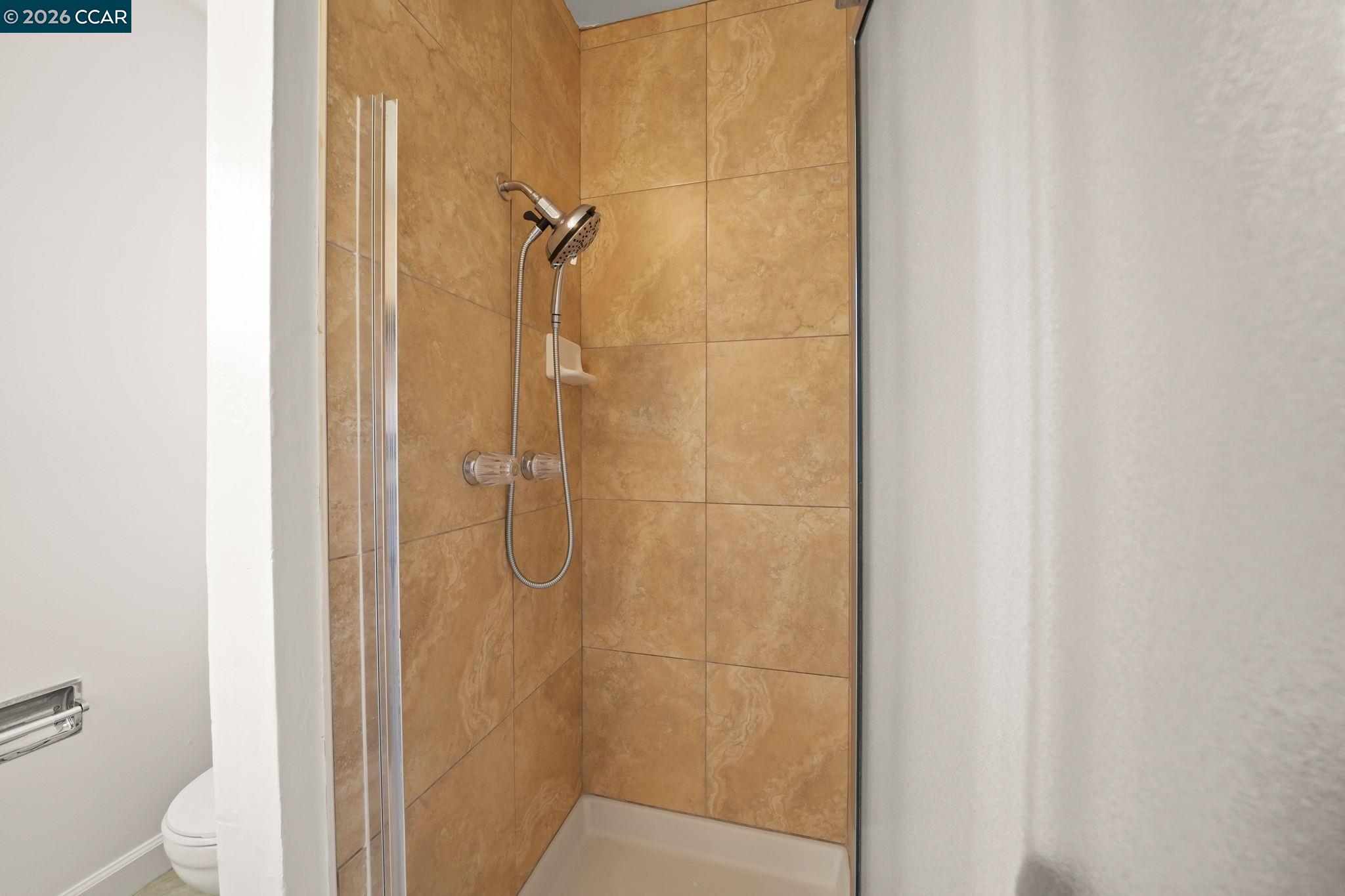 Detail Gallery Image 15 of 28 For 1125 Jensen Dr, Pittsburg,  CA 94565 - 3 Beds | 2 Baths