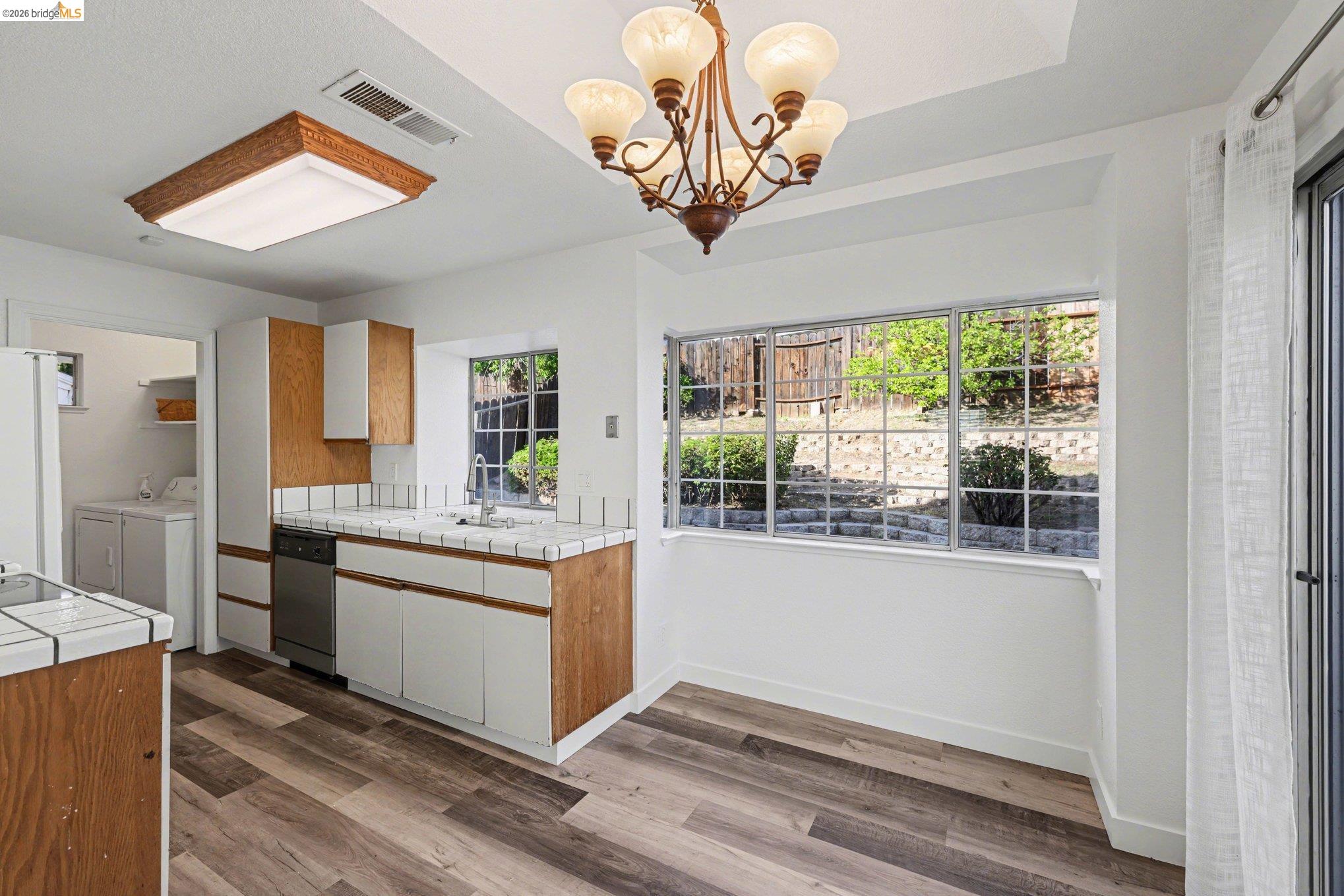 Detail Gallery Image 12 of 23 For 3513 Baywood Cir, Antioch,  CA 94531 - 2 Beds | 2 Baths