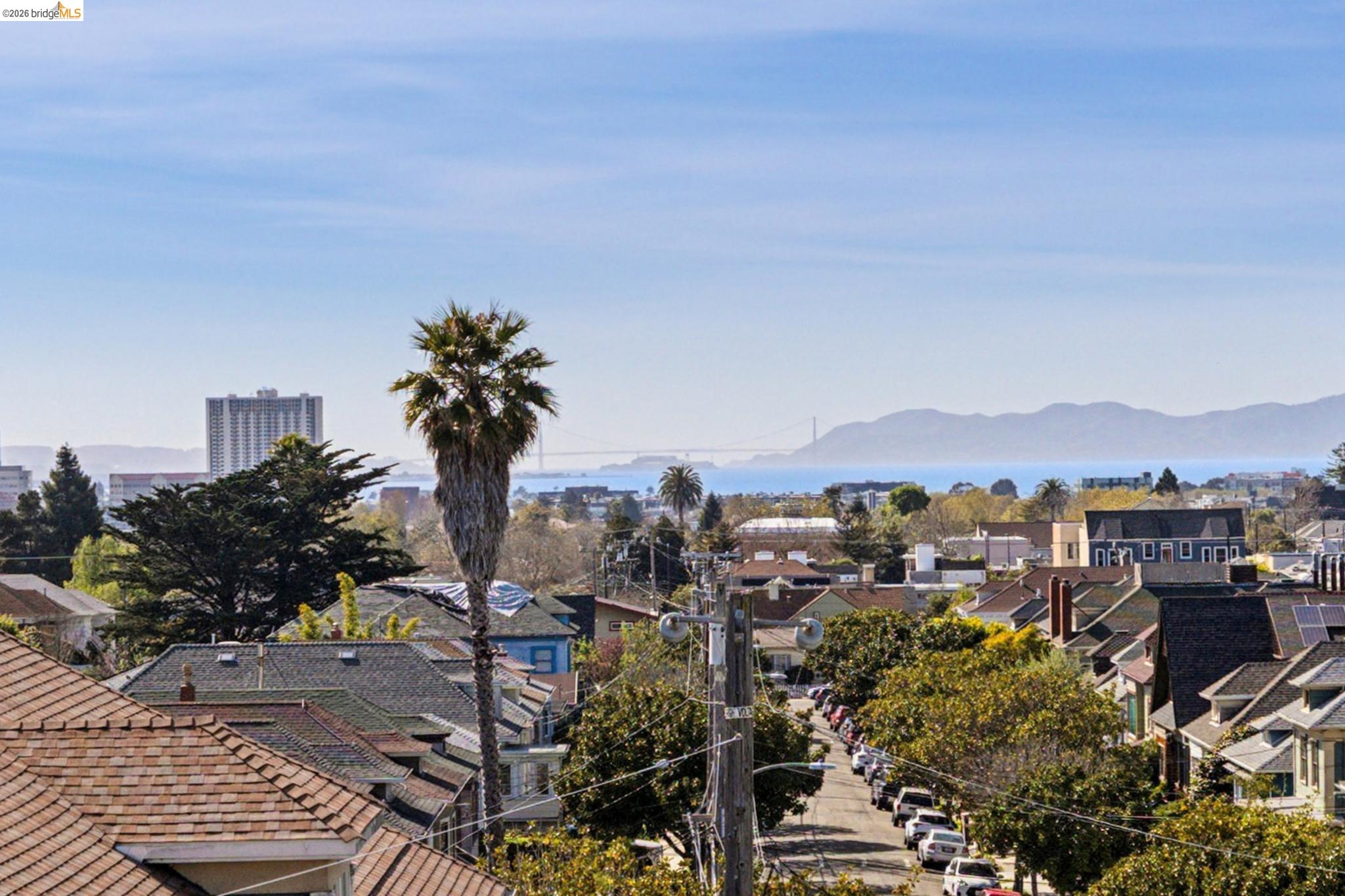 Detail Gallery Image 36 of 51 For 6300 Shattuck Ave #1,  Oakland,  CA 94609 - 3 Beds | 2 Baths