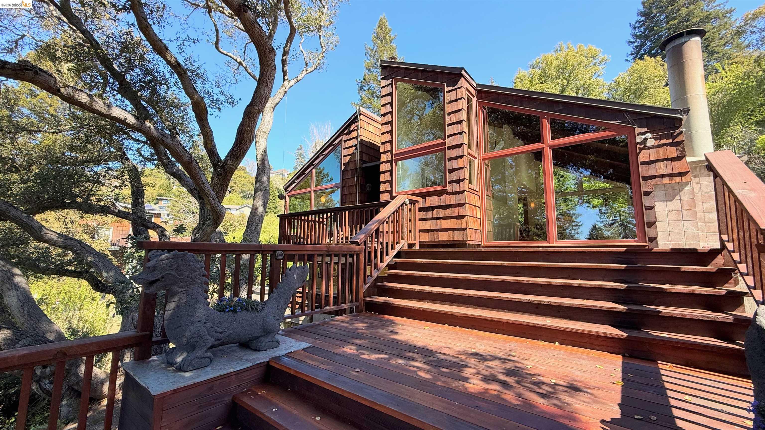 Detail Gallery Image 1 of 10 For 1179 Keith Ave, Berkeley,  CA 94708 - 6 Beds | 3 Baths