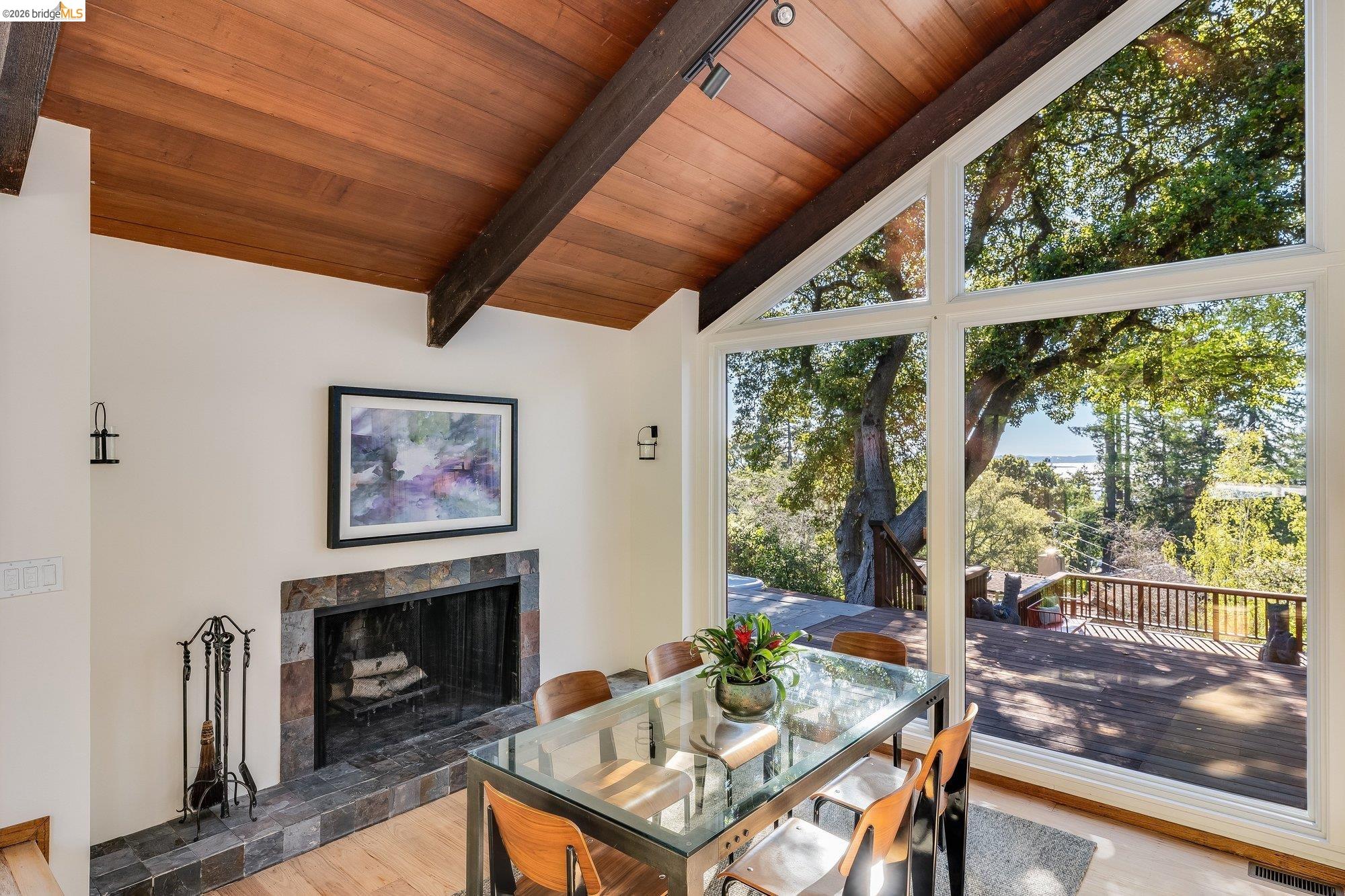 Detail Gallery Image 15 of 58 For 1179 Keith Ave, Berkeley,  CA 94708 - 6 Beds | 3 Baths