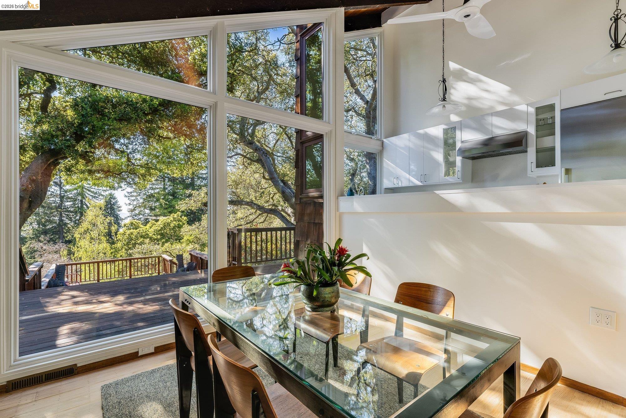 Detail Gallery Image 16 of 58 For 1179 Keith Ave, Berkeley,  CA 94708 - 6 Beds | 3 Baths