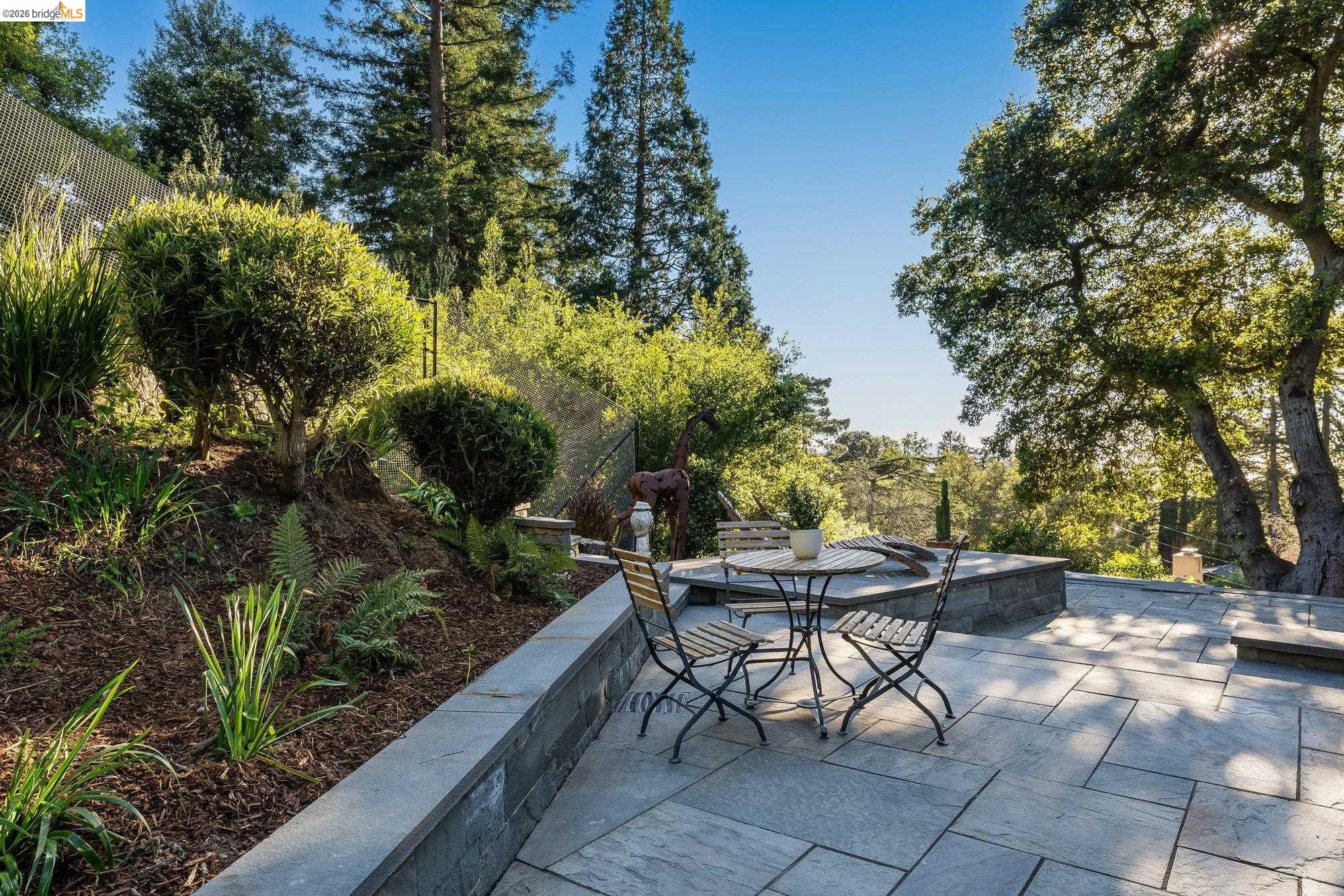 Detail Gallery Image 22 of 58 For 1179 Keith Ave, Berkeley,  CA 94708 - 6 Beds | 3 Baths