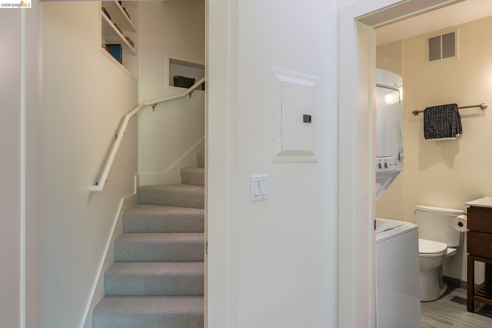 Detail Gallery Image 37 of 58 For 1179 Keith Ave, Berkeley,  CA 94708 - 6 Beds | 3 Baths