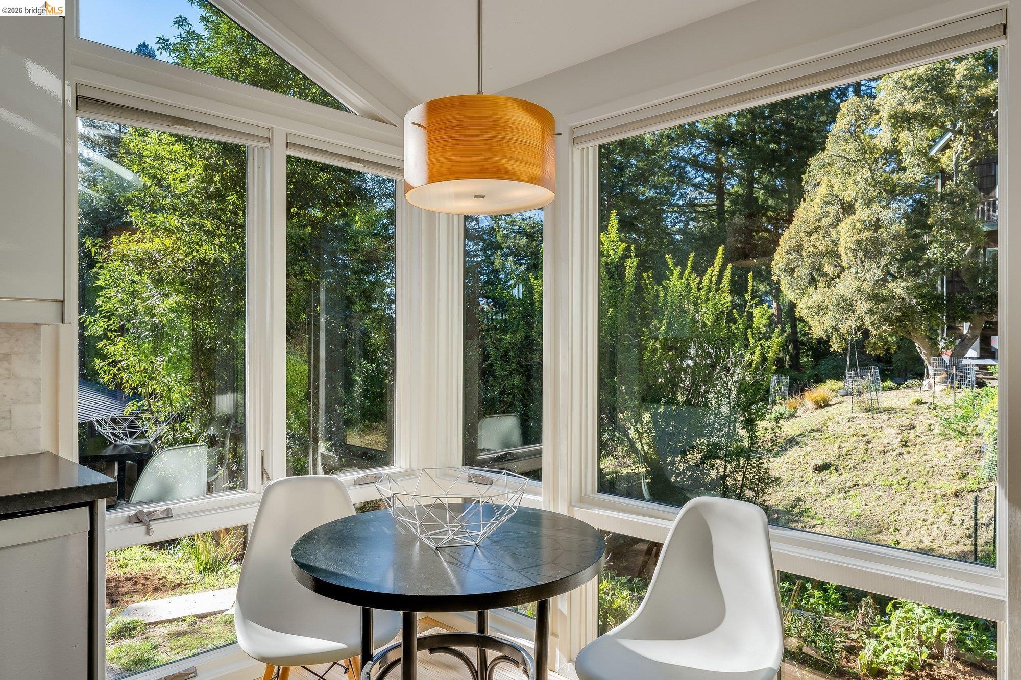 Detail Gallery Image 47 of 58 For 1179 Keith Ave, Berkeley,  CA 94708 - 6 Beds | 3 Baths