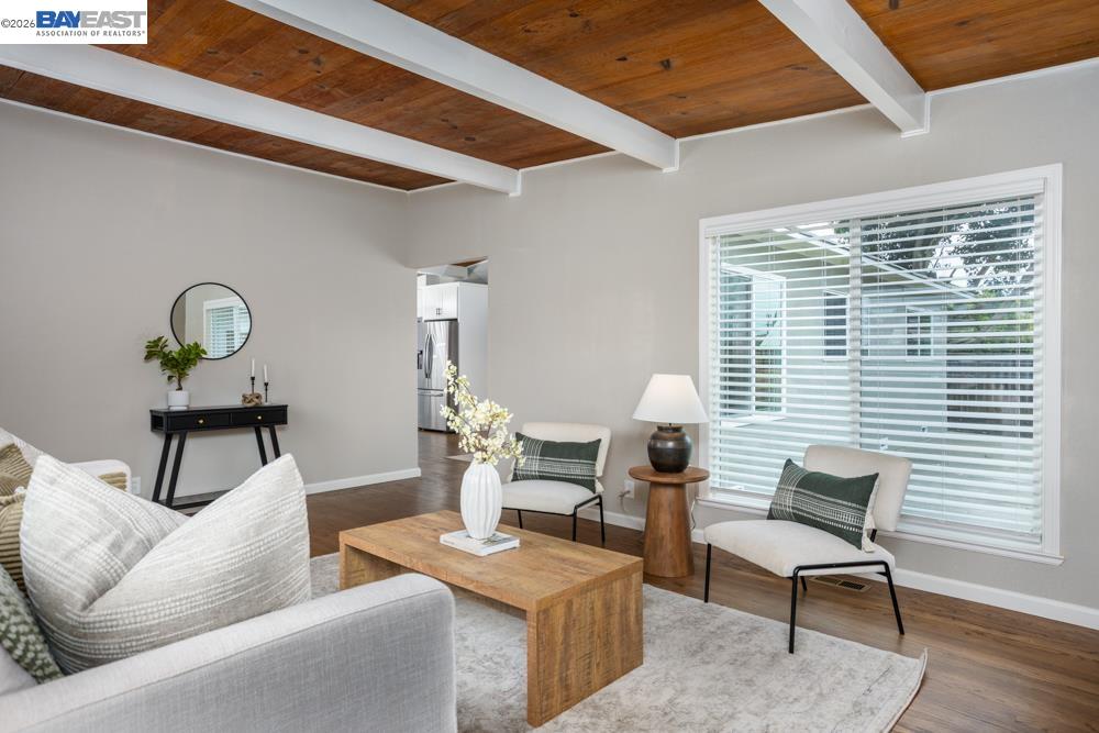 Detail Gallery Image 5 of 29 For 36637 Burdick St, Newark,  CA 94560 - 3 Beds | 2 Baths