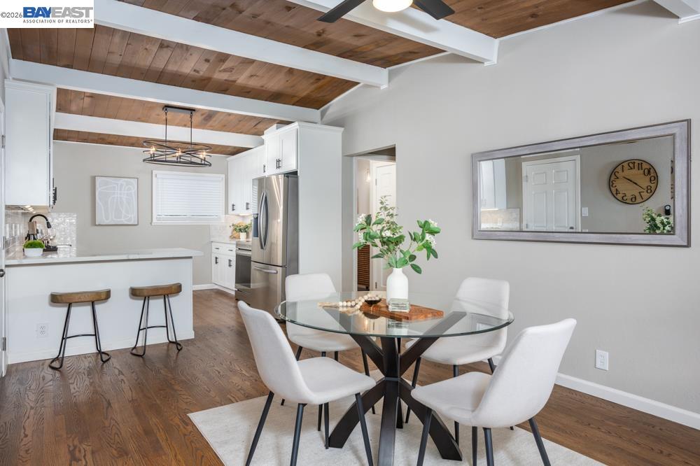 Detail Gallery Image 8 of 29 For 36637 Burdick St, Newark,  CA 94560 - 3 Beds | 2 Baths