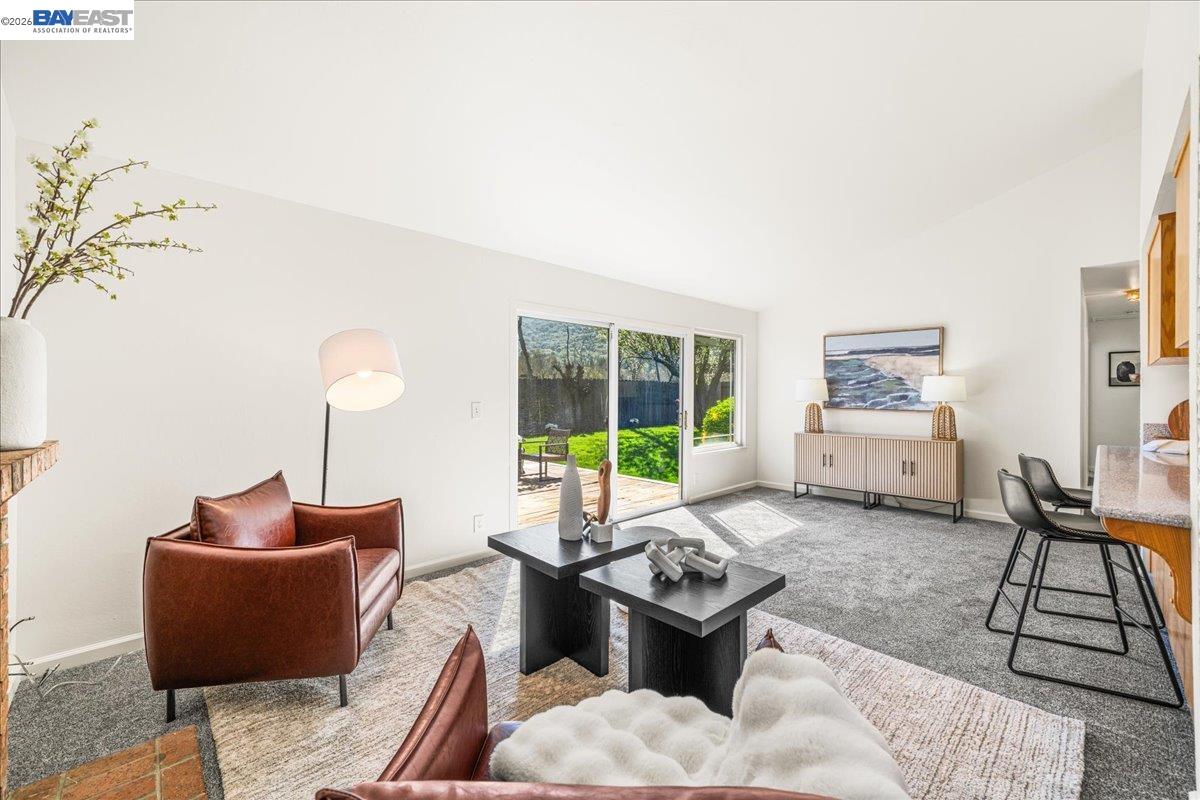 Detail Gallery Image 16 of 58 For 3647 Ashwood Dr, Pleasanton,  CA 94588 - 3 Beds | 2 Baths