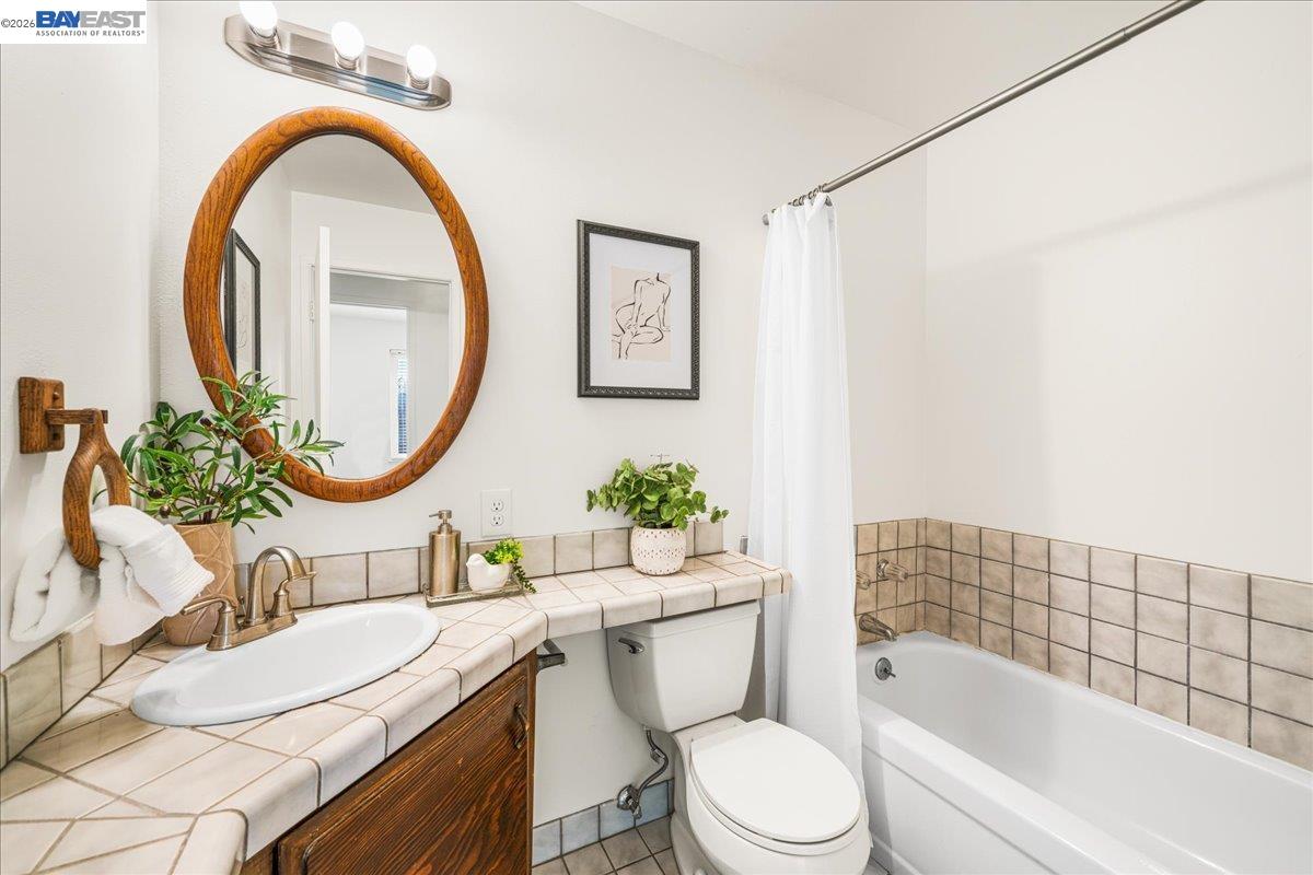 Detail Gallery Image 28 of 58 For 3647 Ashwood Dr, Pleasanton,  CA 94588 - 3 Beds | 2 Baths