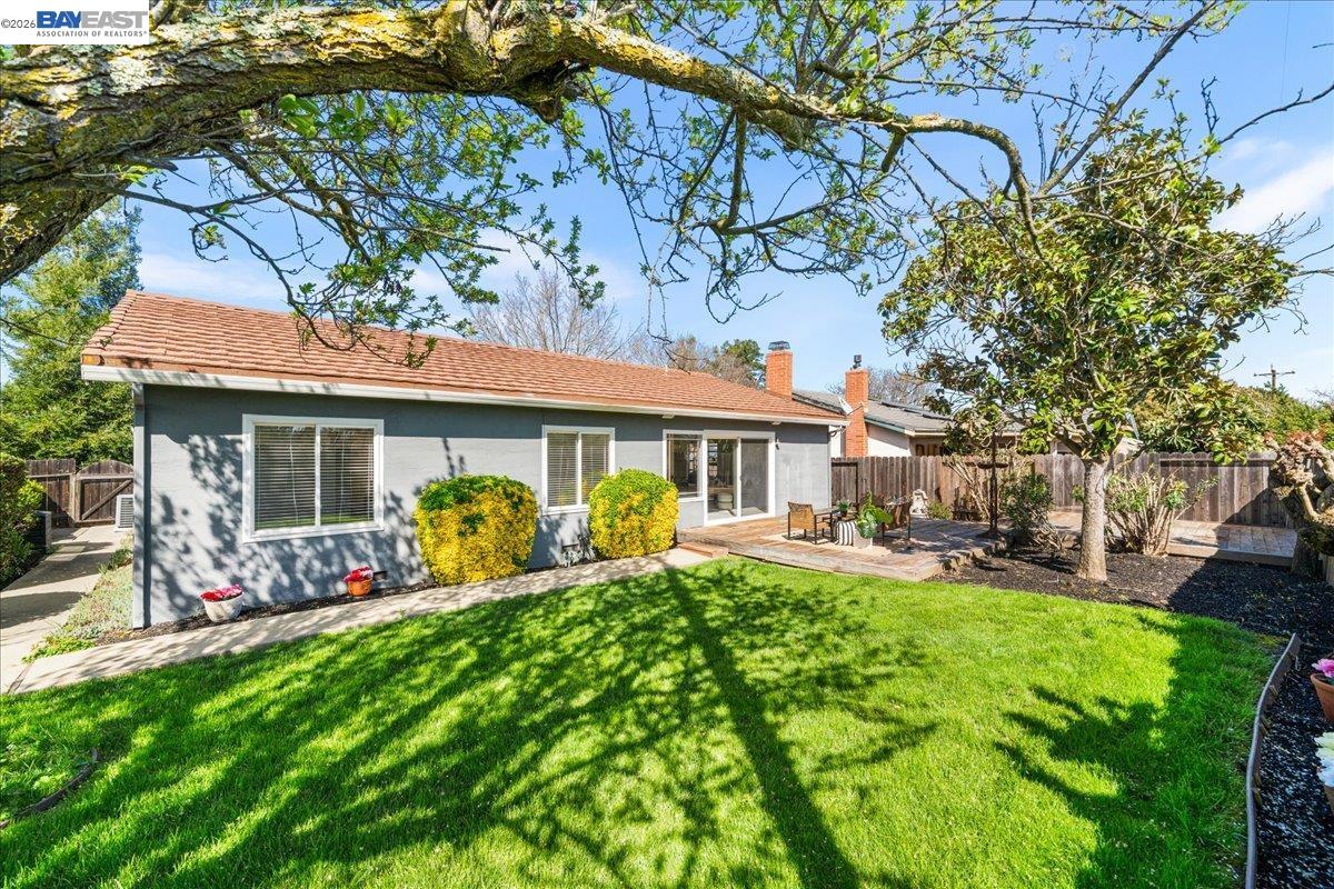 Detail Gallery Image 36 of 58 For 3647 Ashwood Dr, Pleasanton,  CA 94588 - 3 Beds | 2 Baths