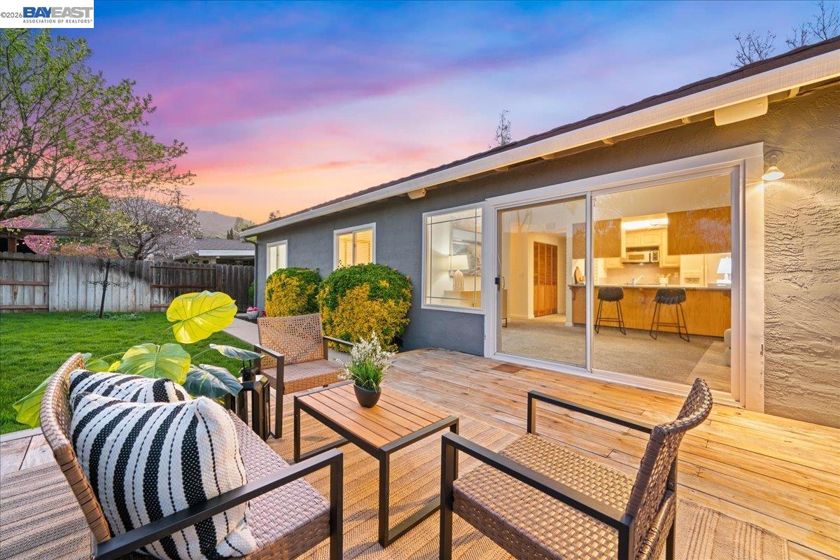 Detail Gallery Image 43 of 58 For 3647 Ashwood Dr, Pleasanton,  CA 94588 - 3 Beds | 2 Baths