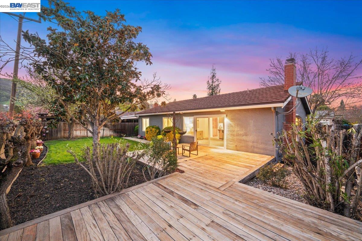 Detail Gallery Image 44 of 58 For 3647 Ashwood Dr, Pleasanton,  CA 94588 - 3 Beds | 2 Baths