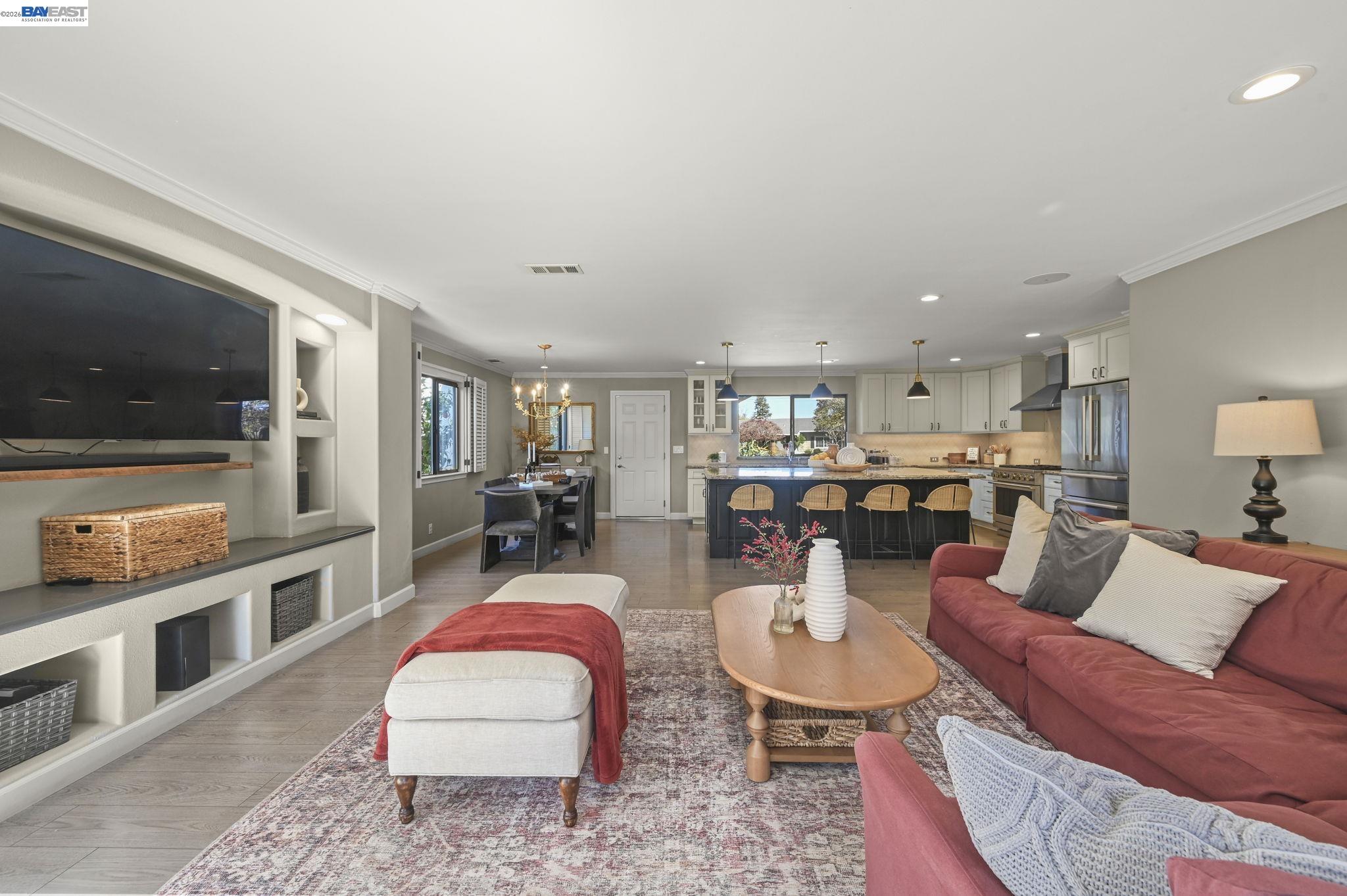 Detail Gallery Image 8 of 60 For 181 Paraiso Dr, Danville,  CA 94526 - 4 Beds | 2 Baths