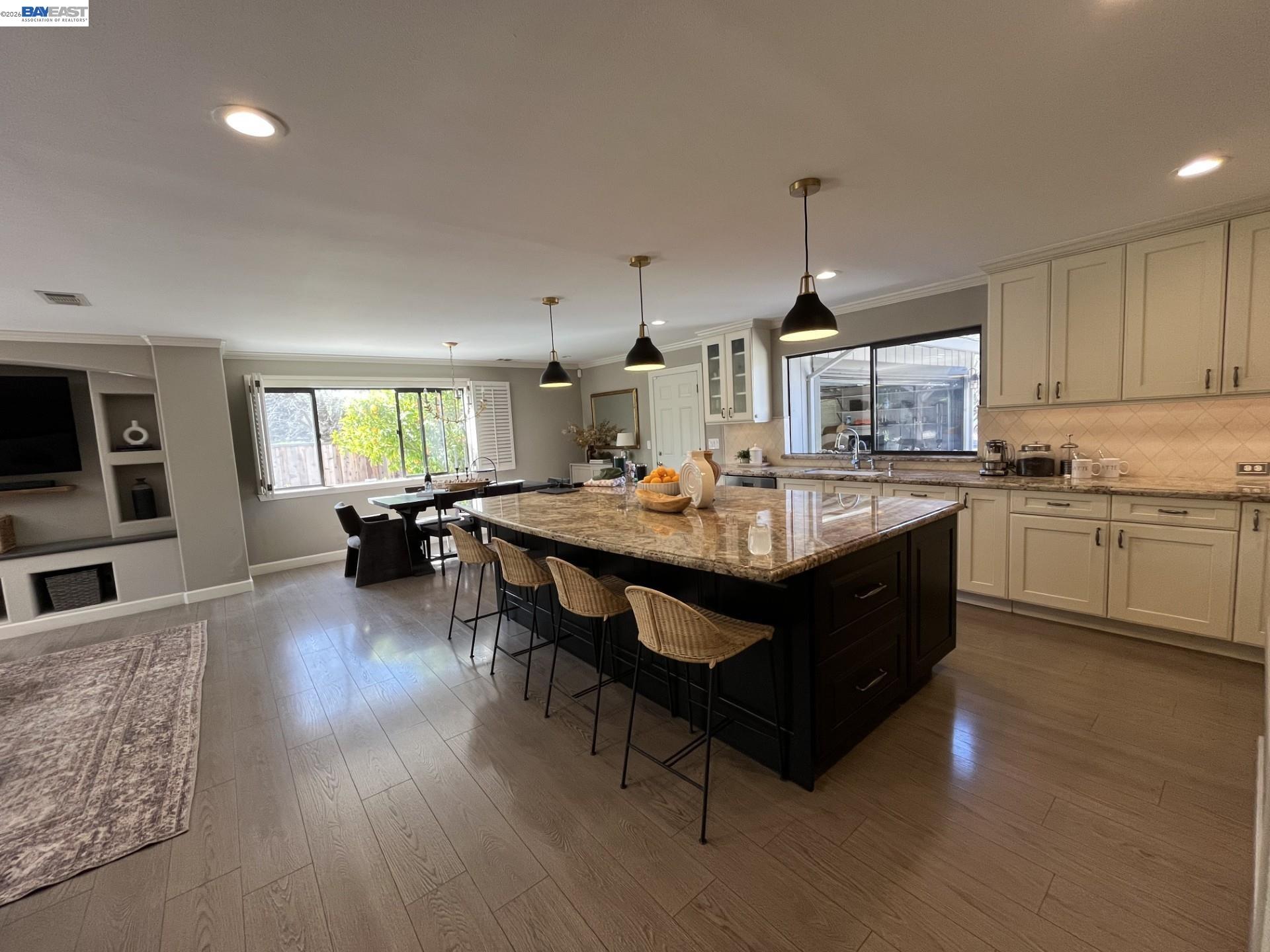 Detail Gallery Image 10 of 60 For 181 Paraiso Dr, Danville,  CA 94526 - 4 Beds | 2 Baths