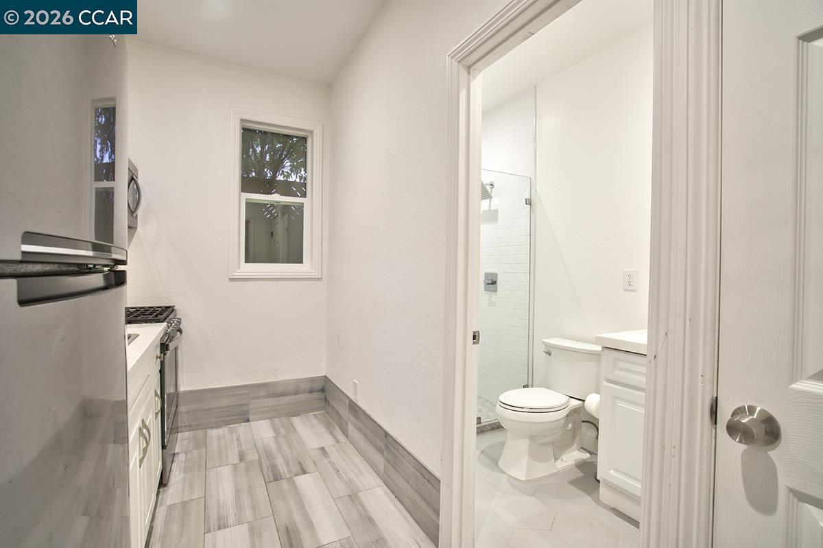 Detail Gallery Image 15 of 28 For 1351 Eastshore Drive, Alameda,  CA 94501 - 0 Beds | 1 Baths