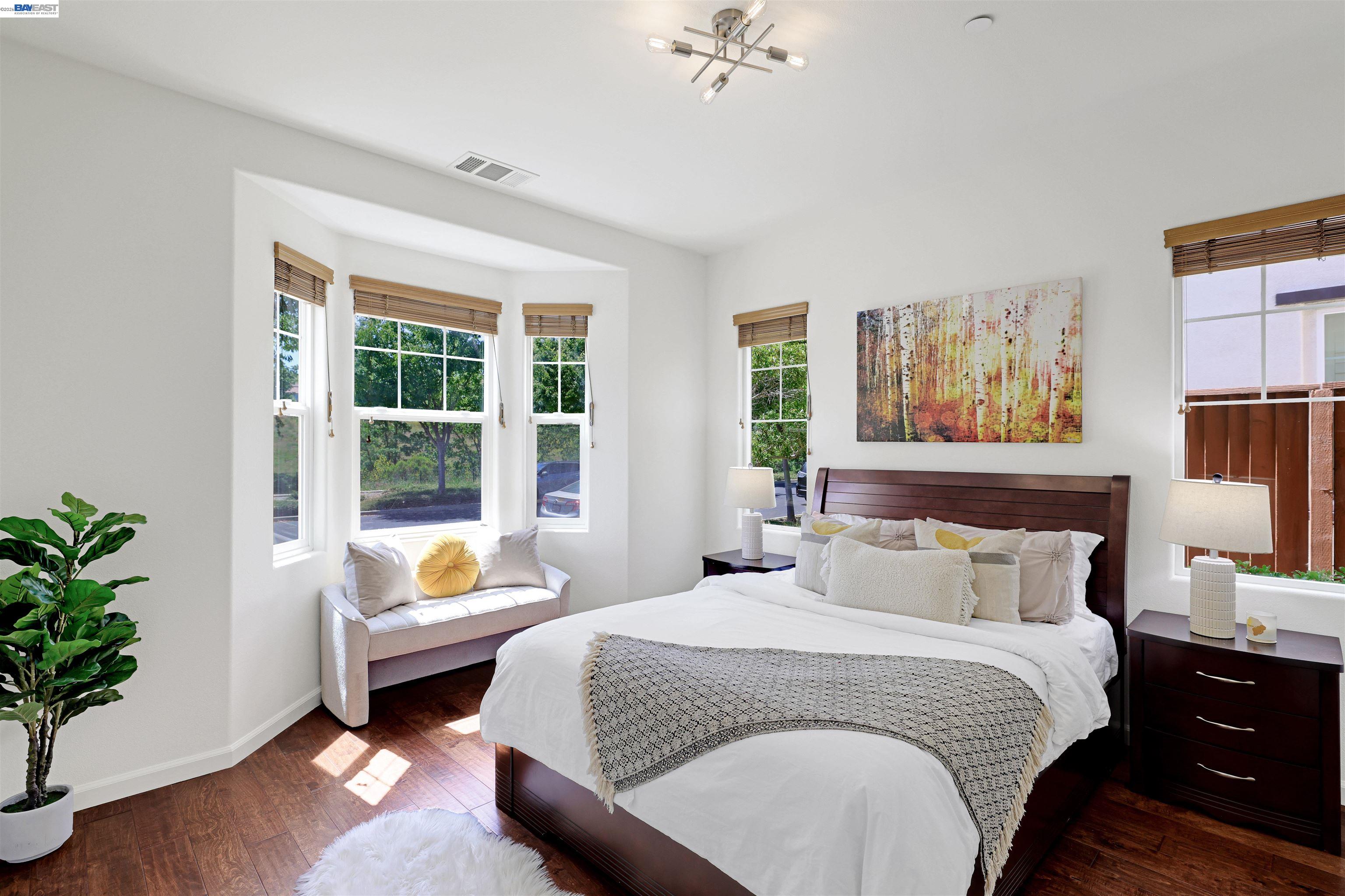 Detail Gallery Image 23 of 56 For 193 Lucy Ln, San Ramon,  CA 94582 - 3 Beds | 3 Baths