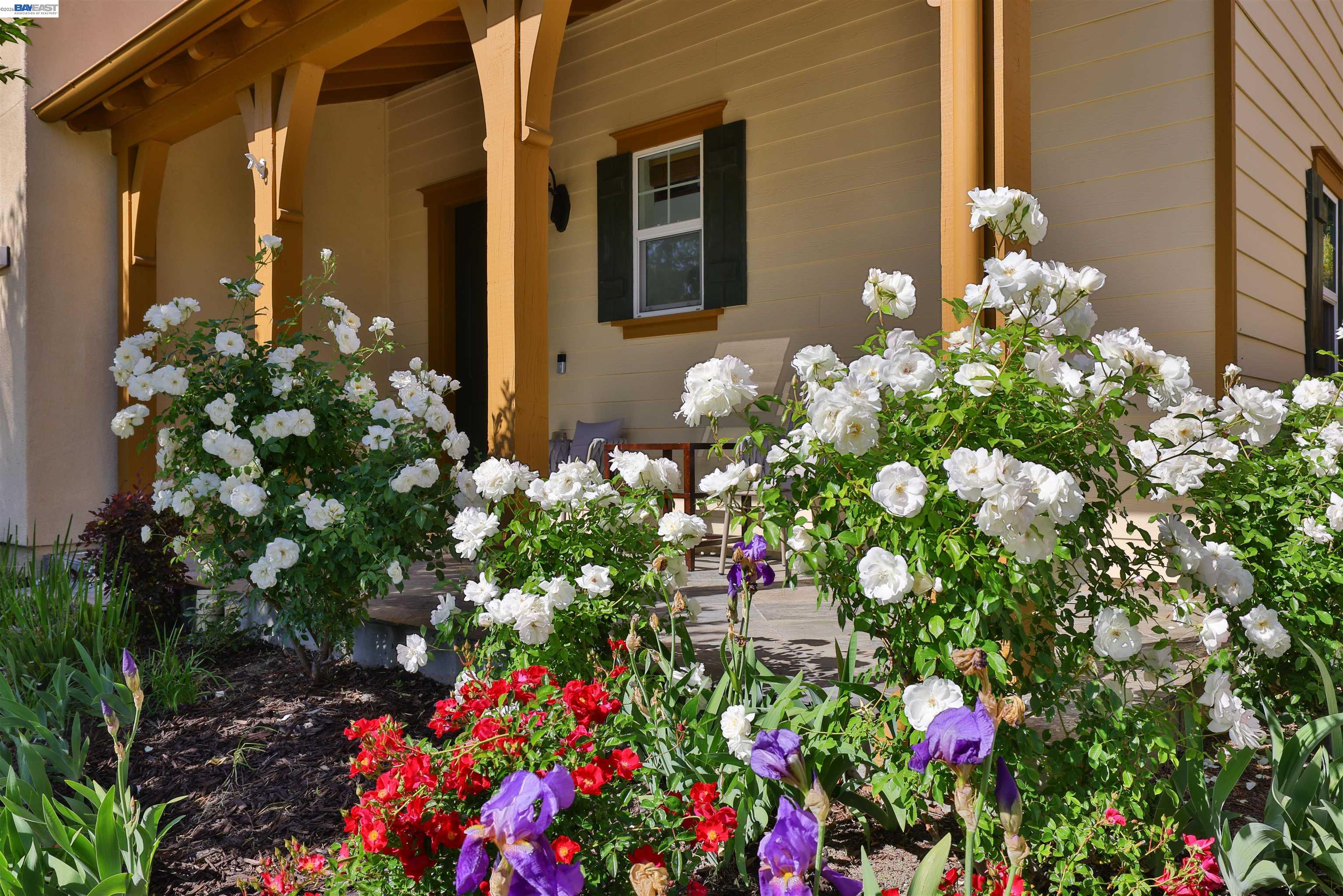 Detail Gallery Image 4 of 56 For 193 Lucy Ln, San Ramon,  CA 94582 - 3 Beds | 3 Baths